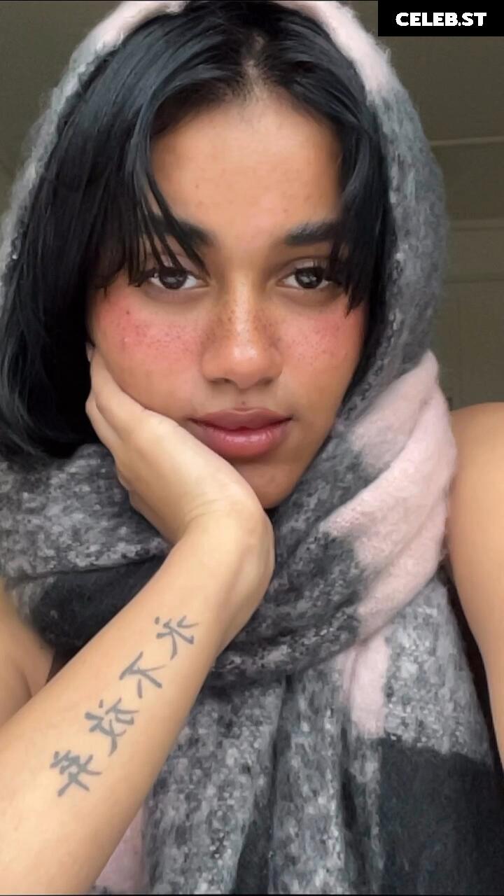 senoritasara / senorita_sara._ Image 12012654