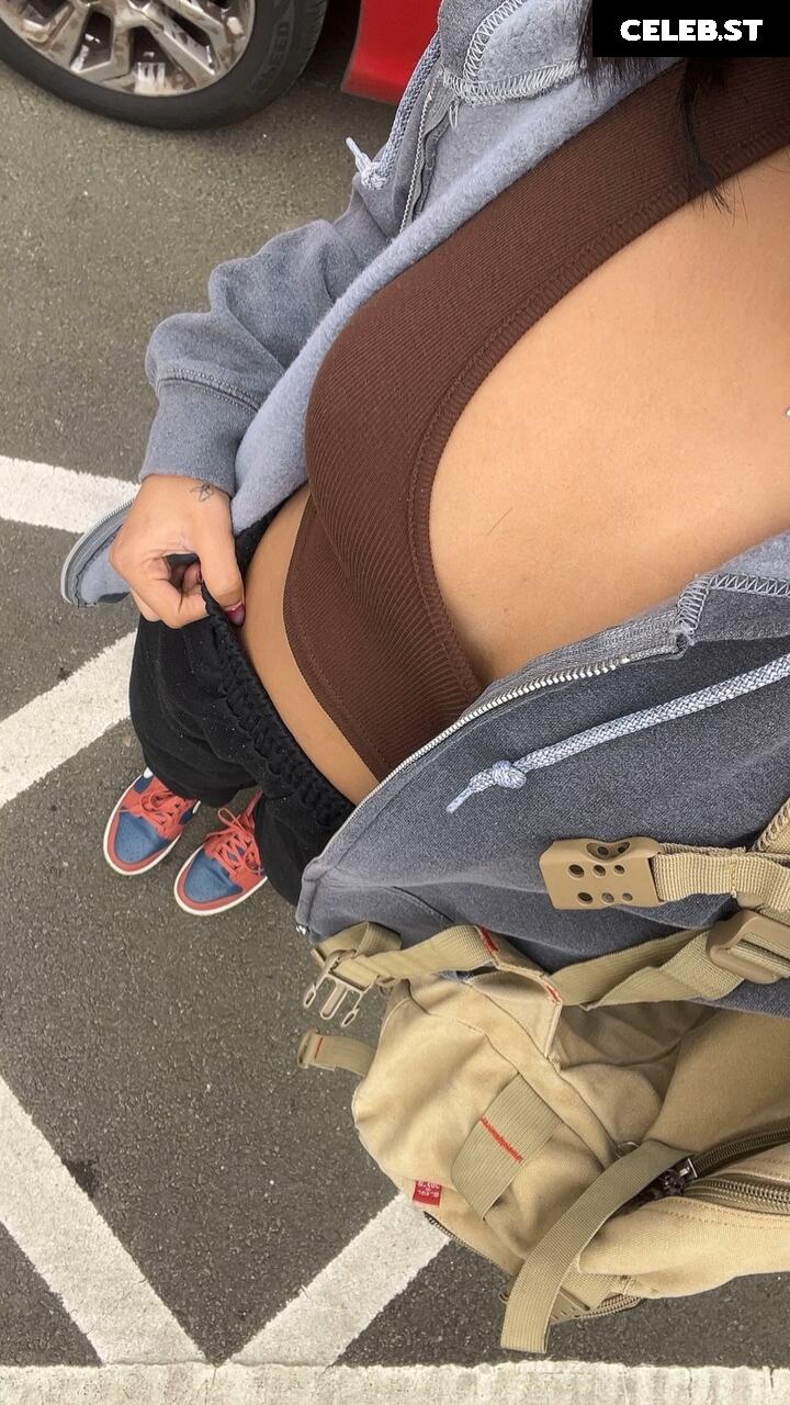 senoritasara / senorita_sara._ Image 12012673