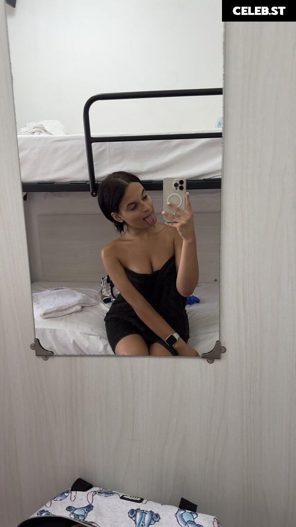 Cubanita / Cubanit4 Image 12019862