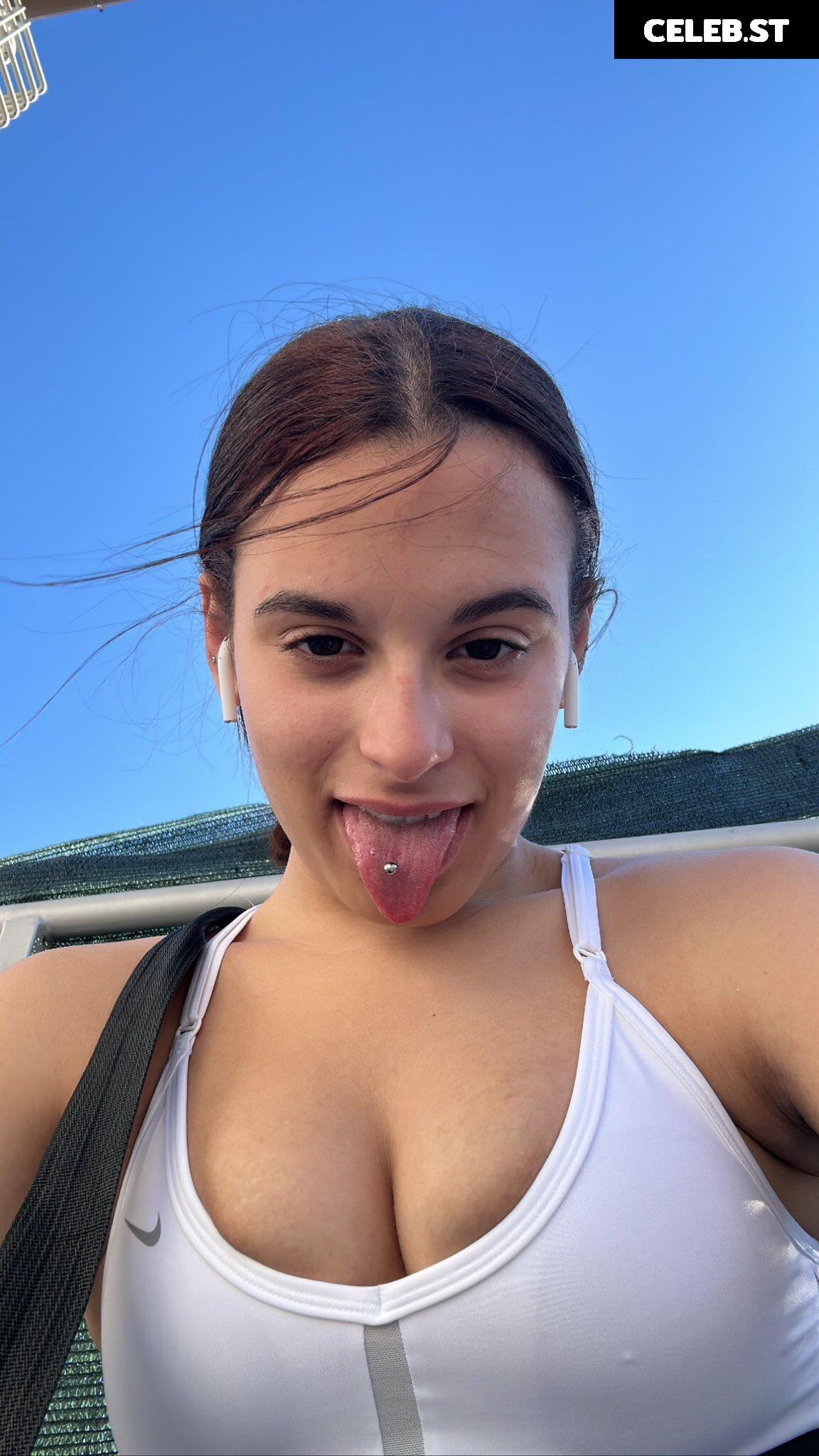 Cubanita / Cubanit4 Image 12019878