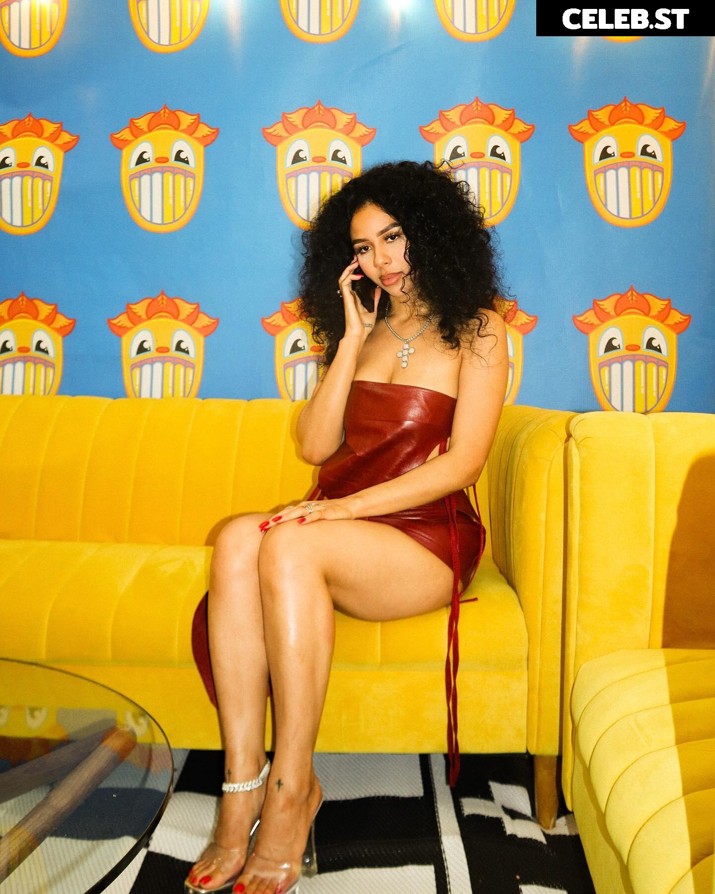 Mariah the Scientist / Mariah Amani Buckles / mariahthescientist Image 12028486