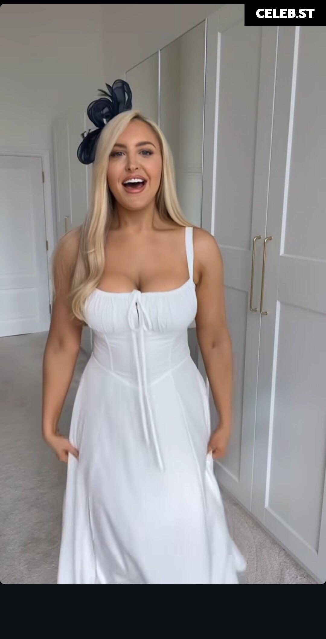 emma jones eljonesuk Image 12028408