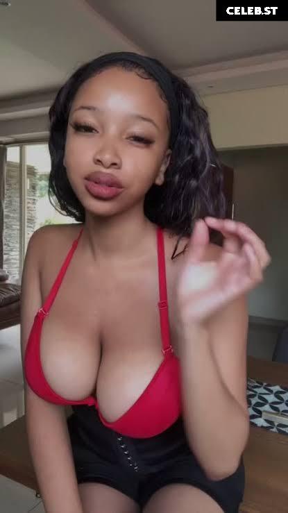 rubi 🇿🇦 / rubimya / ruxmilk / luxr.red Image 12028733