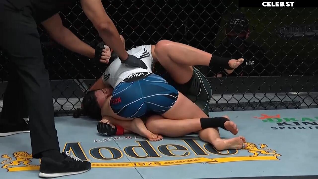Michelle Waterson aka Karate Hottie Image 12028105