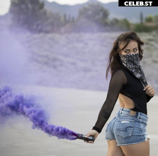 Michelle Waterson aka Karate Hottie Image 12028056