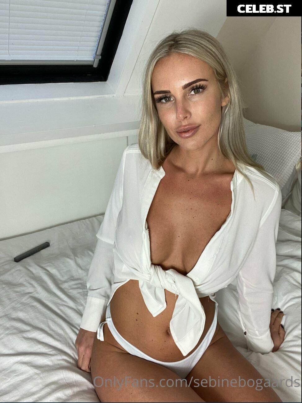 Sebine Bogaards / sebinebogaards Image 12025781