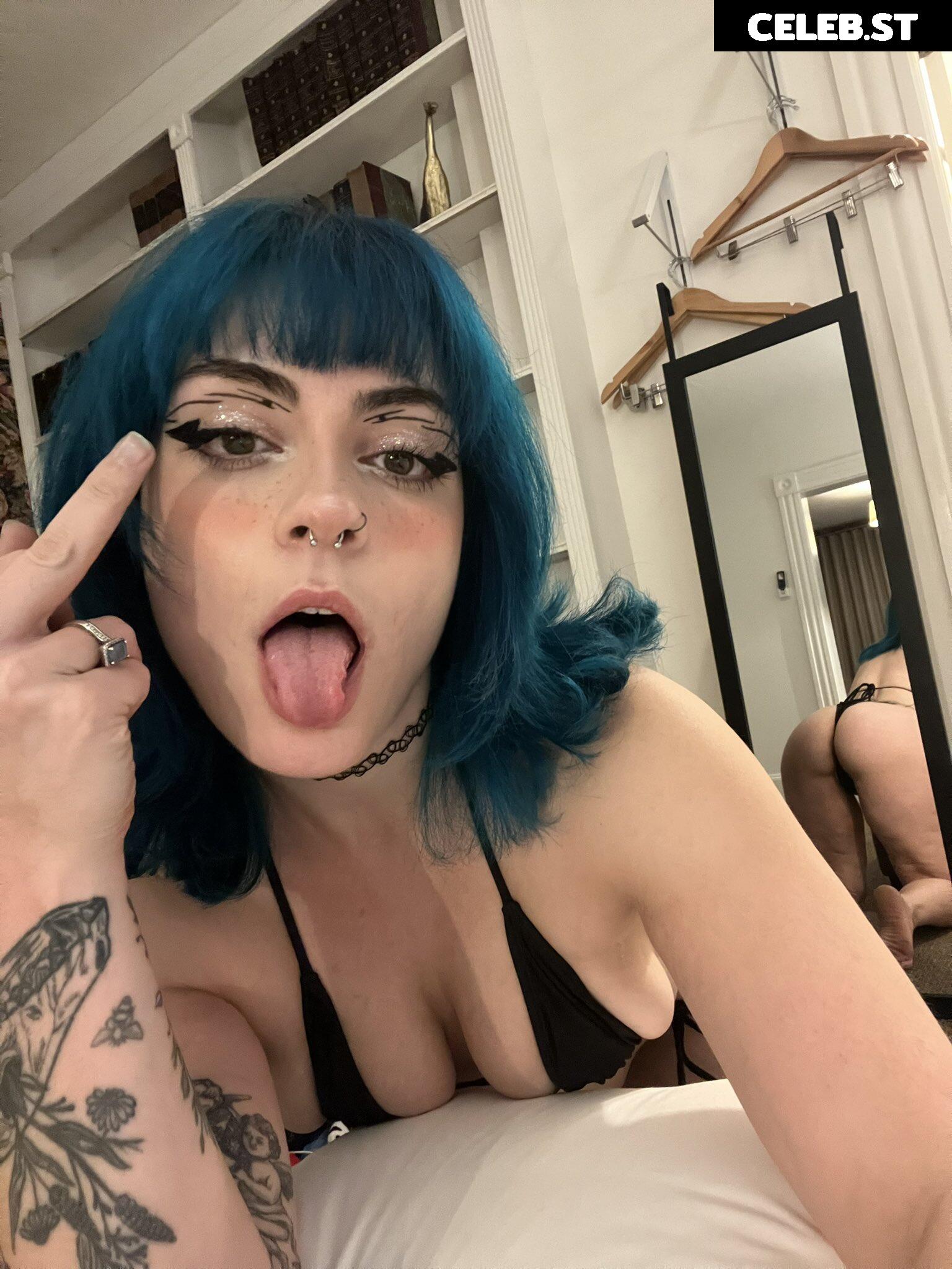 mishellebunni Image 12021552