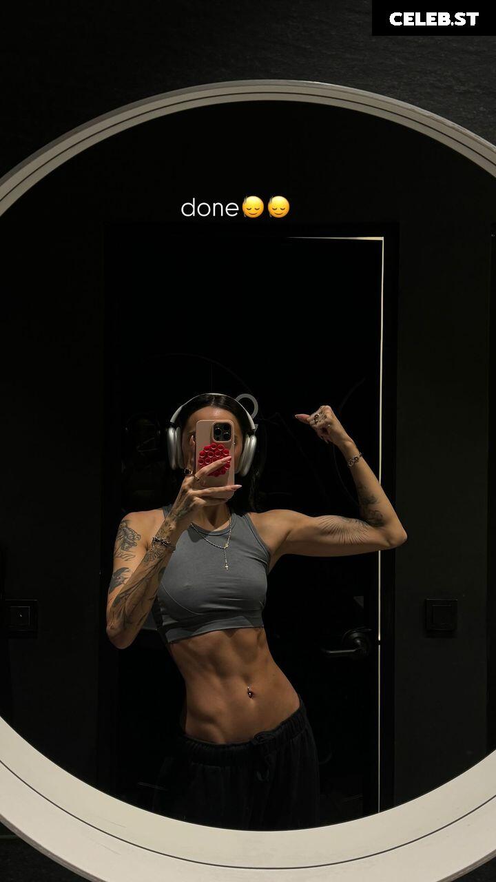 Pelinay İgit Image 12038107