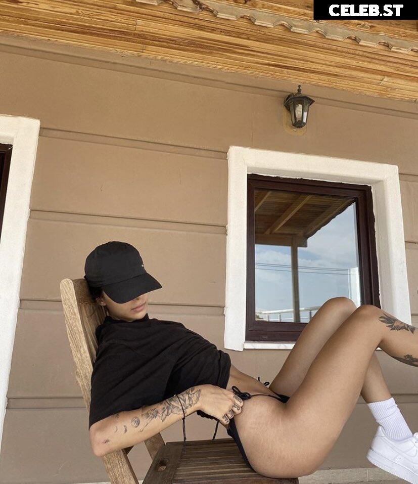 Pelinay İgit Image 12038051