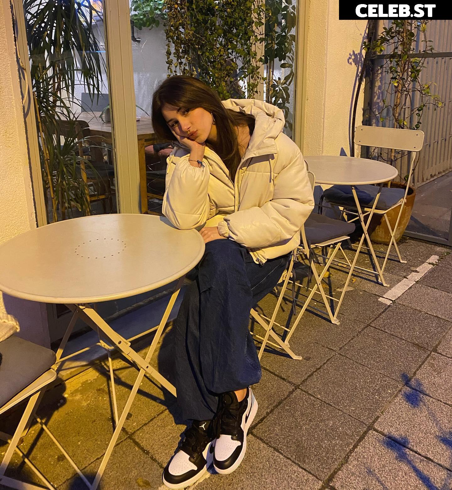 Ebrar Karabakan Image 12034547