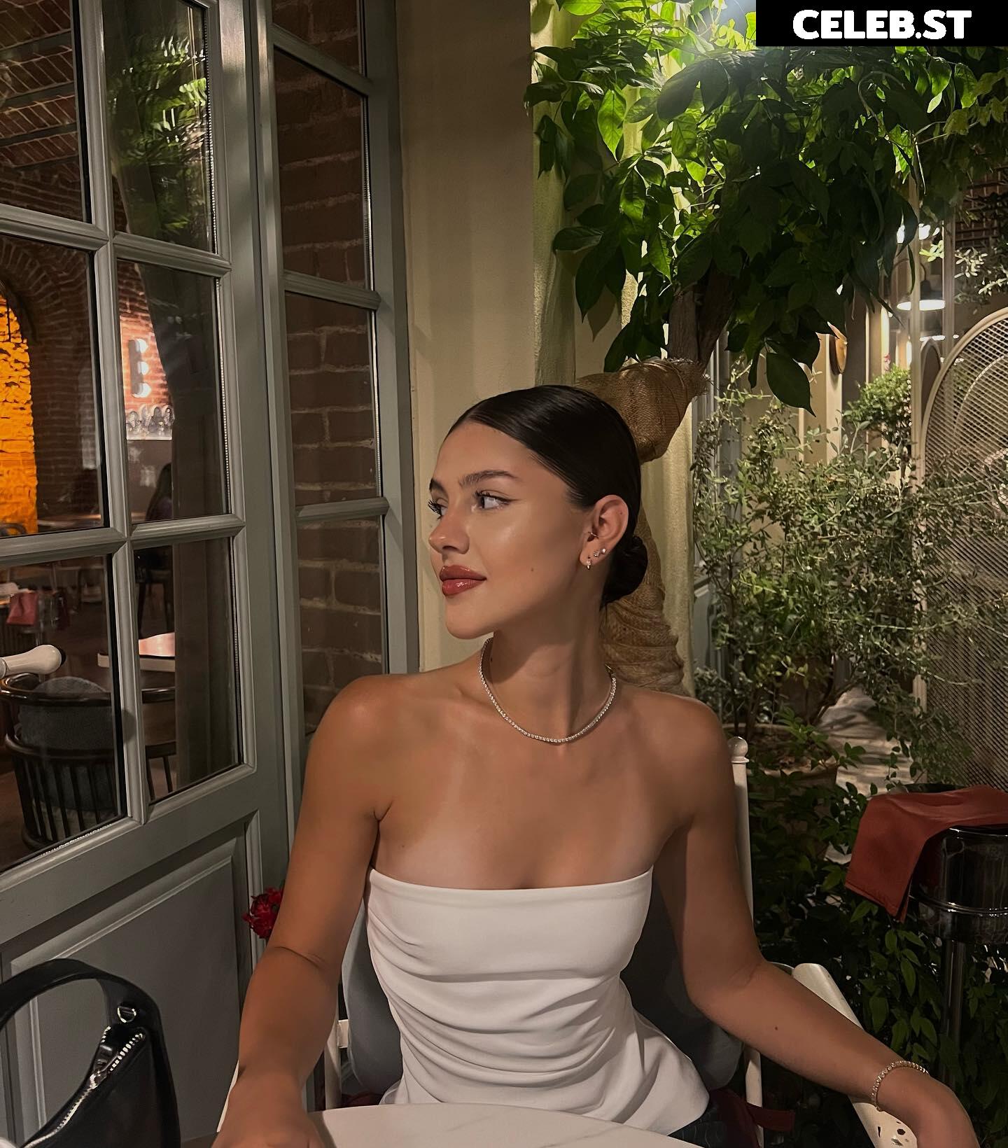 Sinem Melek Coşkun / sinemcoskunss / sinemcoskuns Image 12034716