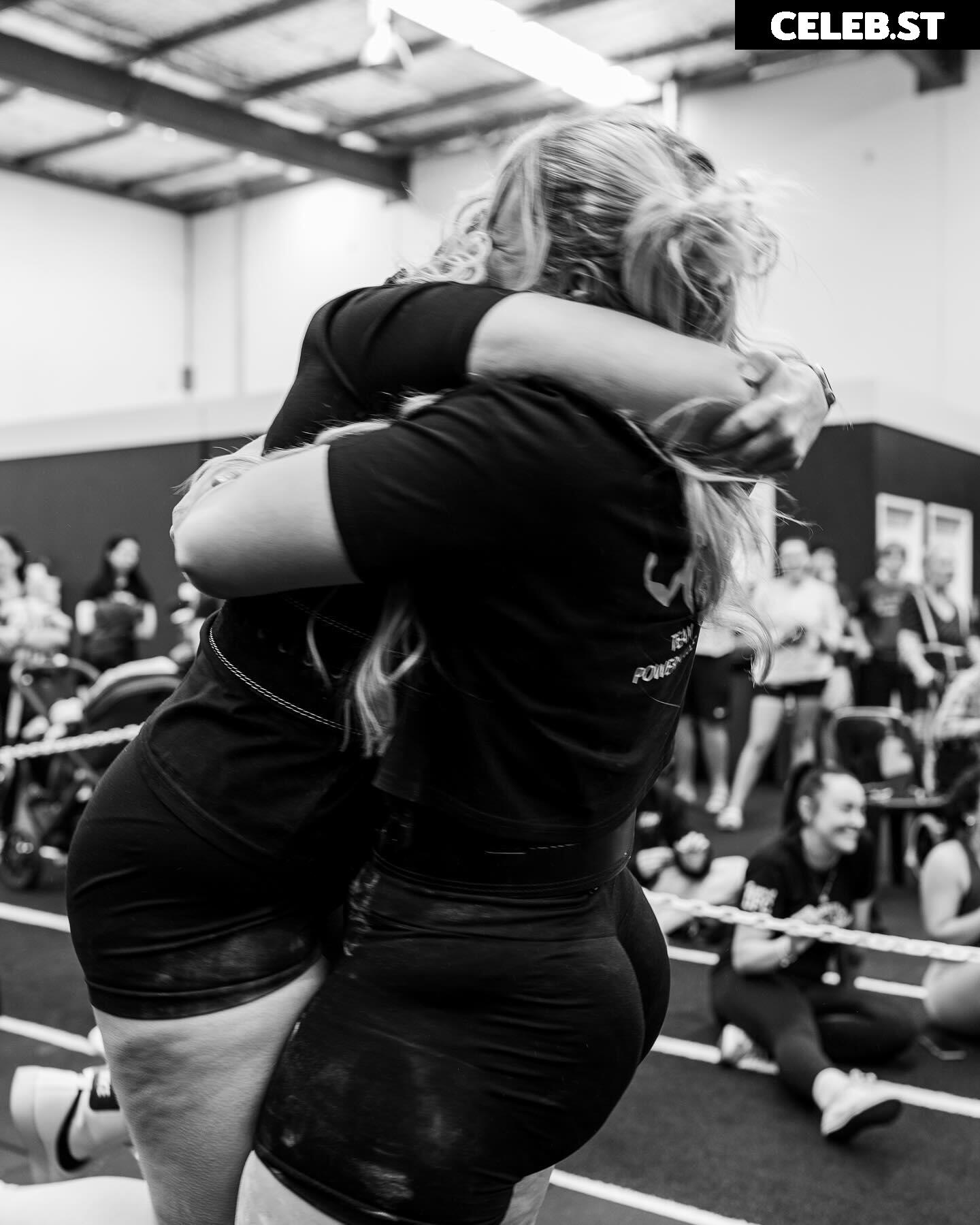 Nikita Simpson Image 12034158