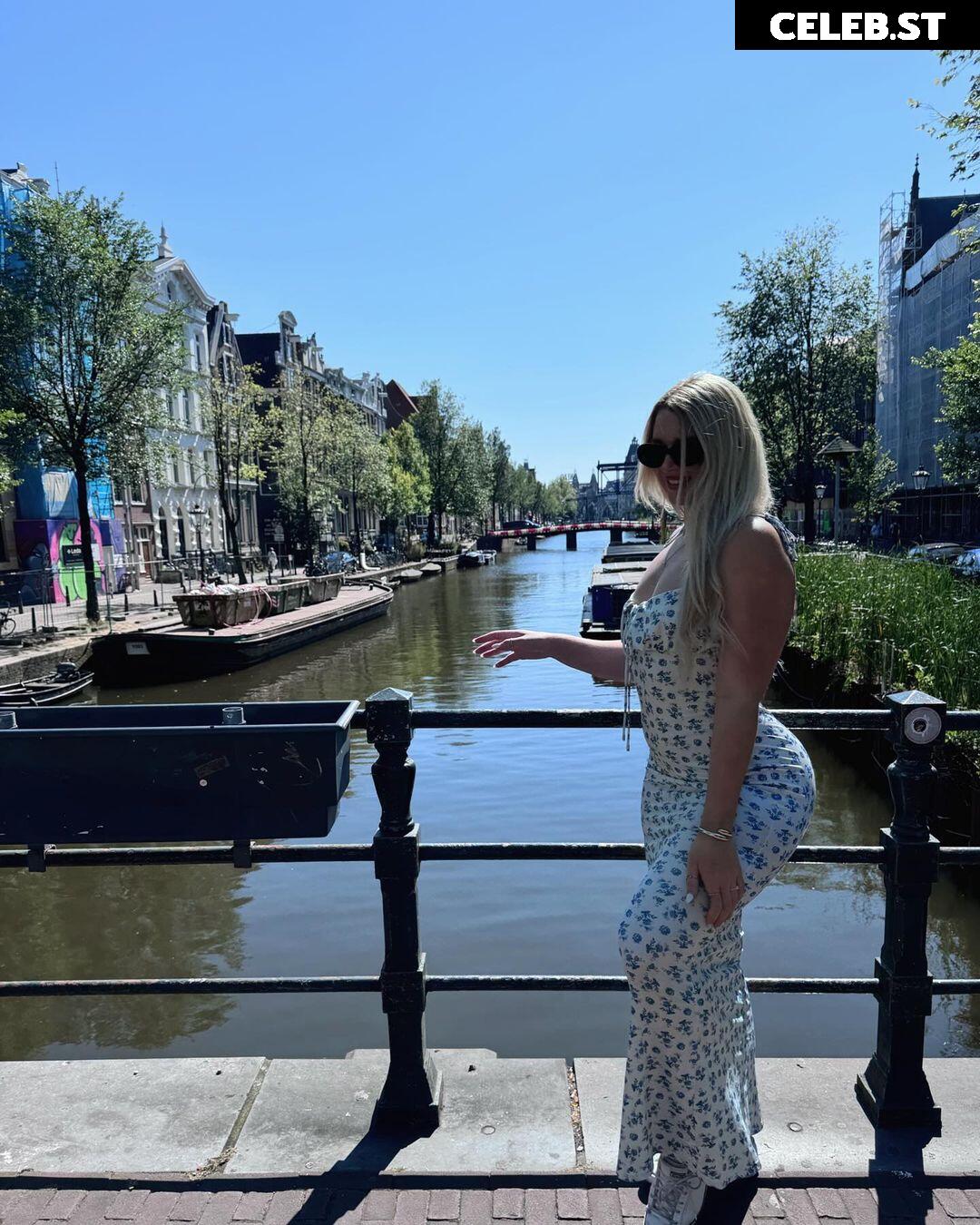 Nikita Simpson Image 12034145