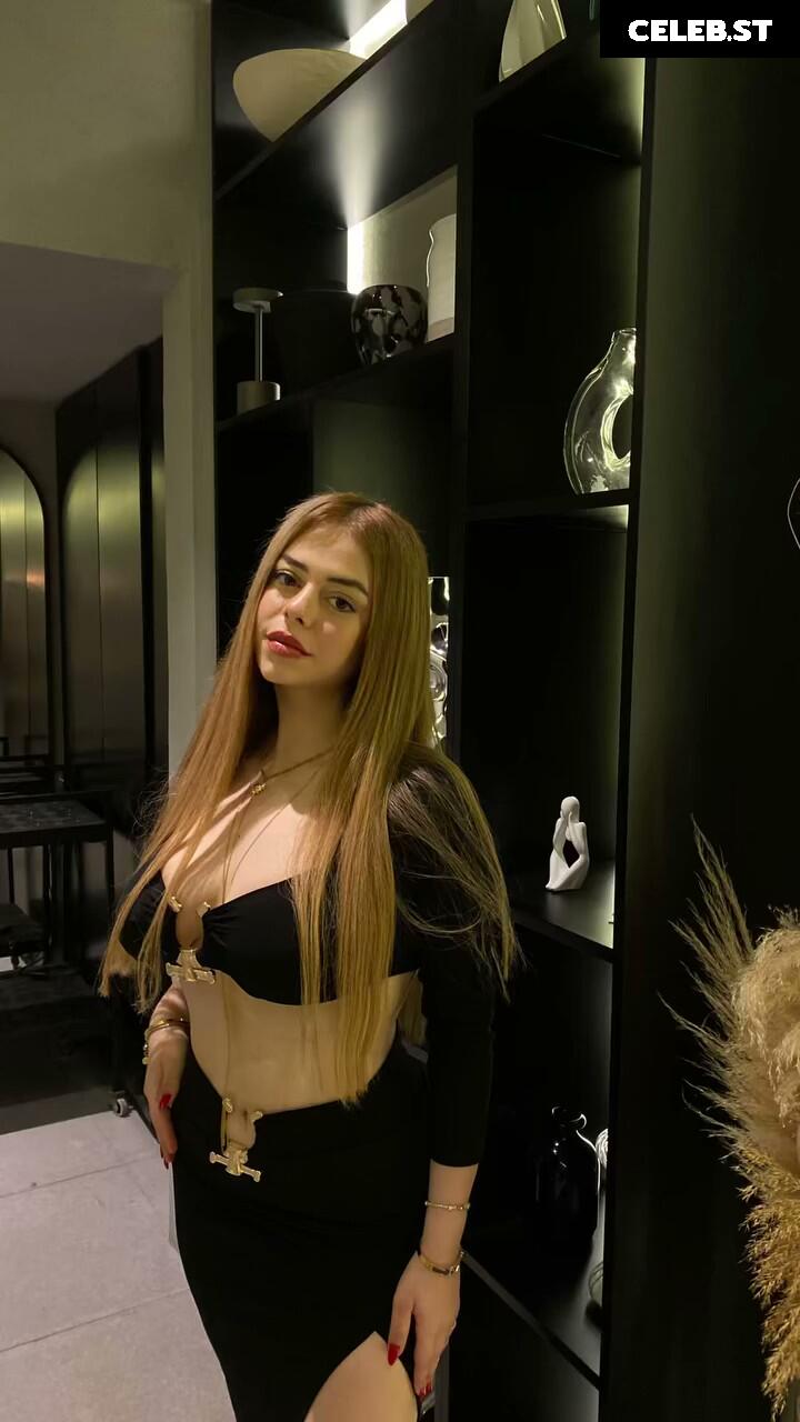 Sude Beren Ataselim Image 12034087