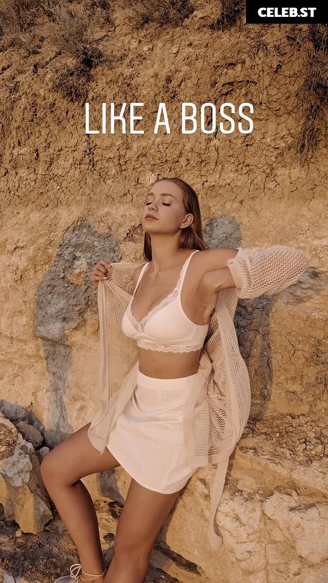 Aᴛᴀɴᴀꜱᴏᴠᴀ Lᴇʀᴀ Image 12034312