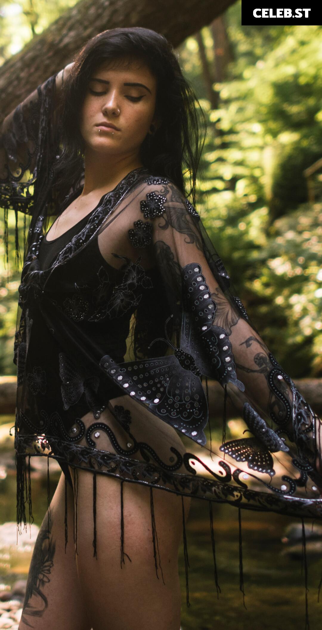 Elektra Kirby - elekboo elektrakirby |FanFix| Image 12036193