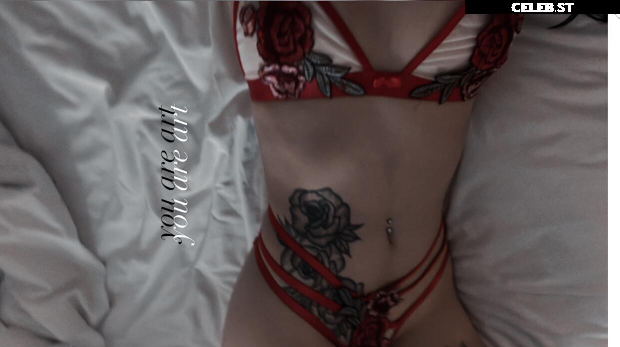Elektra Kirby - elekboo elektrakirby |FanFix| Image 12036195