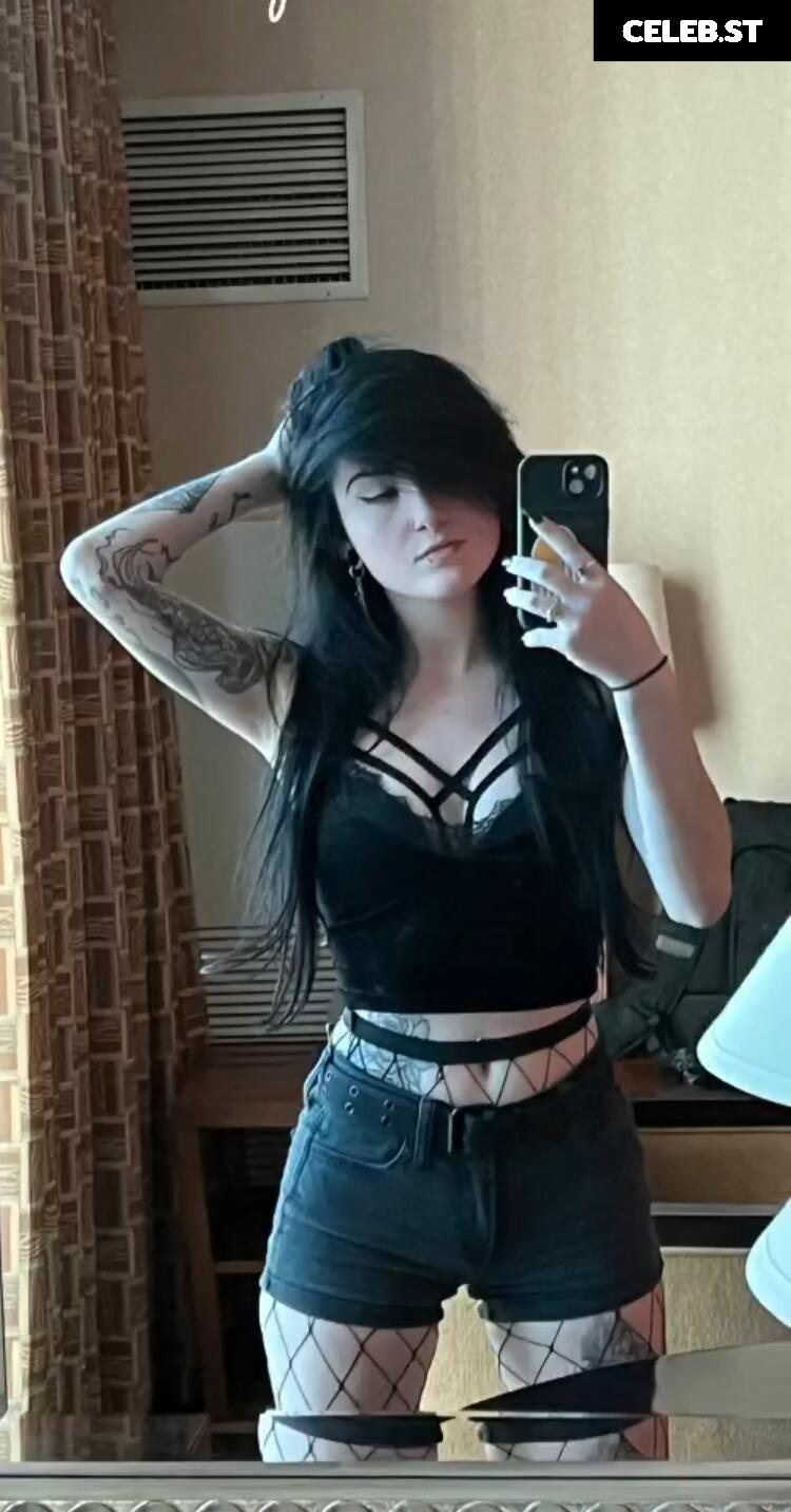 Elektra Kirby - elekboo elektrakirby |FanFix| Image 12036167