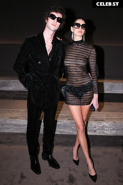 Isabel Timerman / isabelunhinged Image 12036399