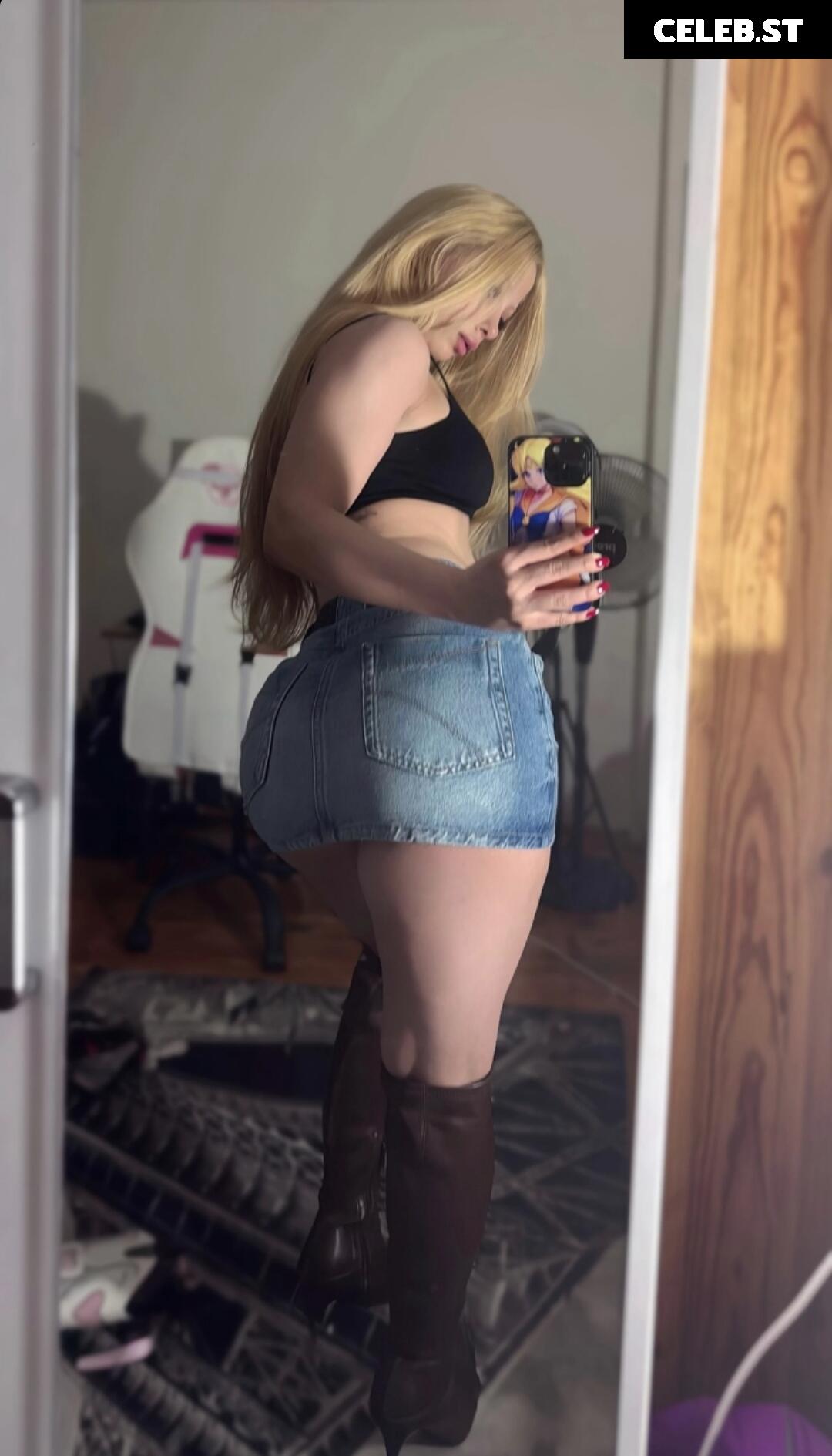 yagmuriave / Yagmur Dinc Image 12030419