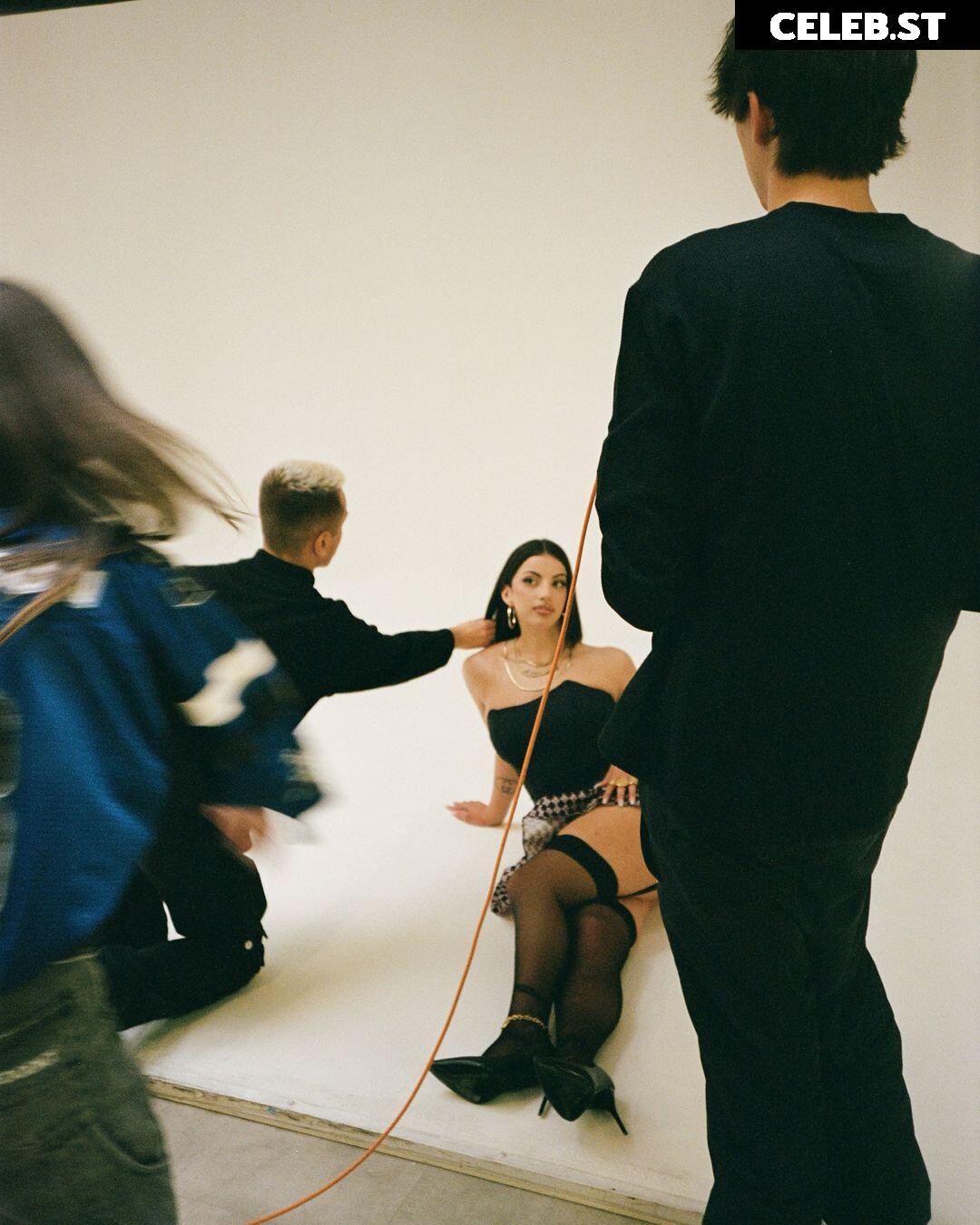 Greta Jasmin El Moktadi / Grelmosss / Grelmos Image 12030173