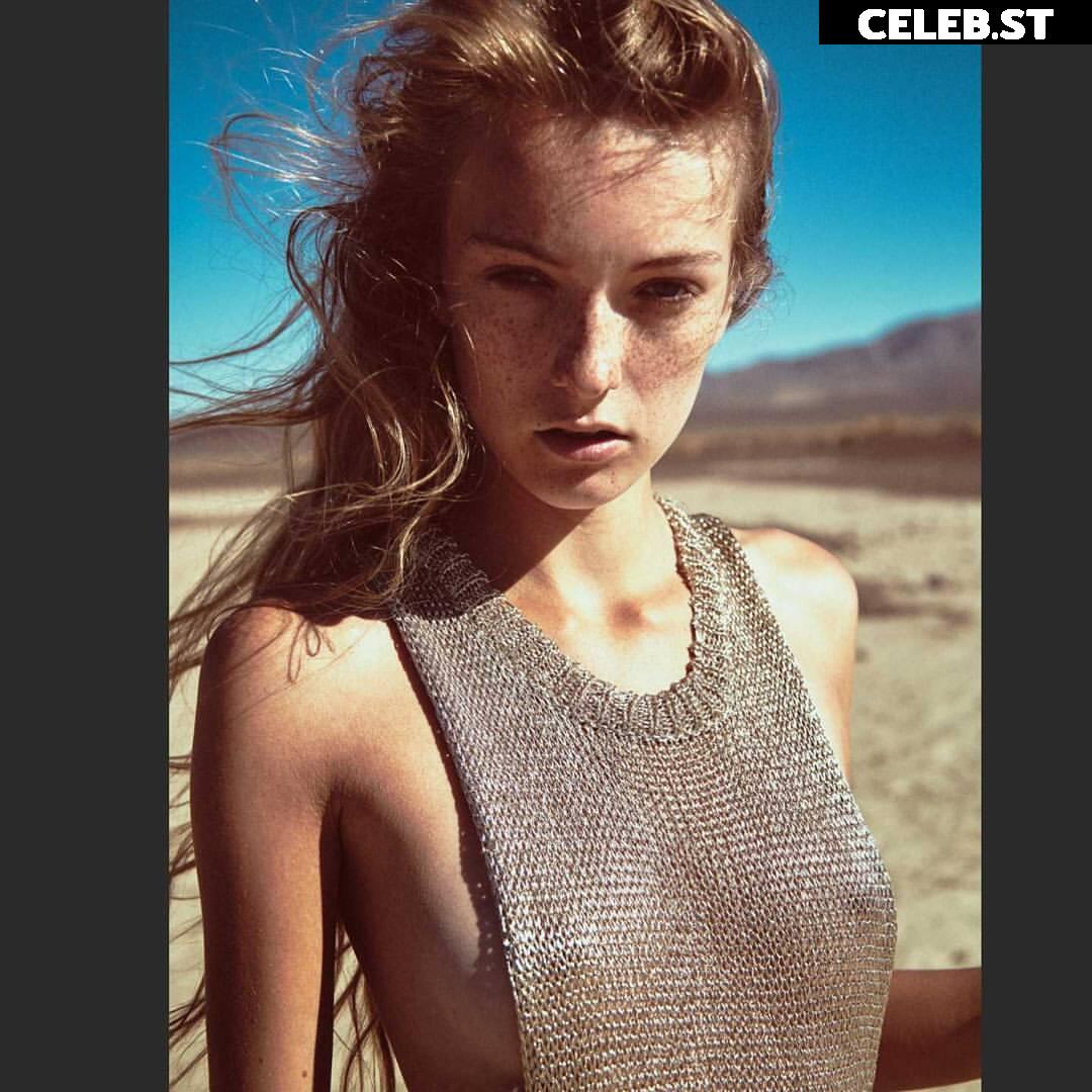 Lauren Hurlbut - @lolotheblondie Image 12030323