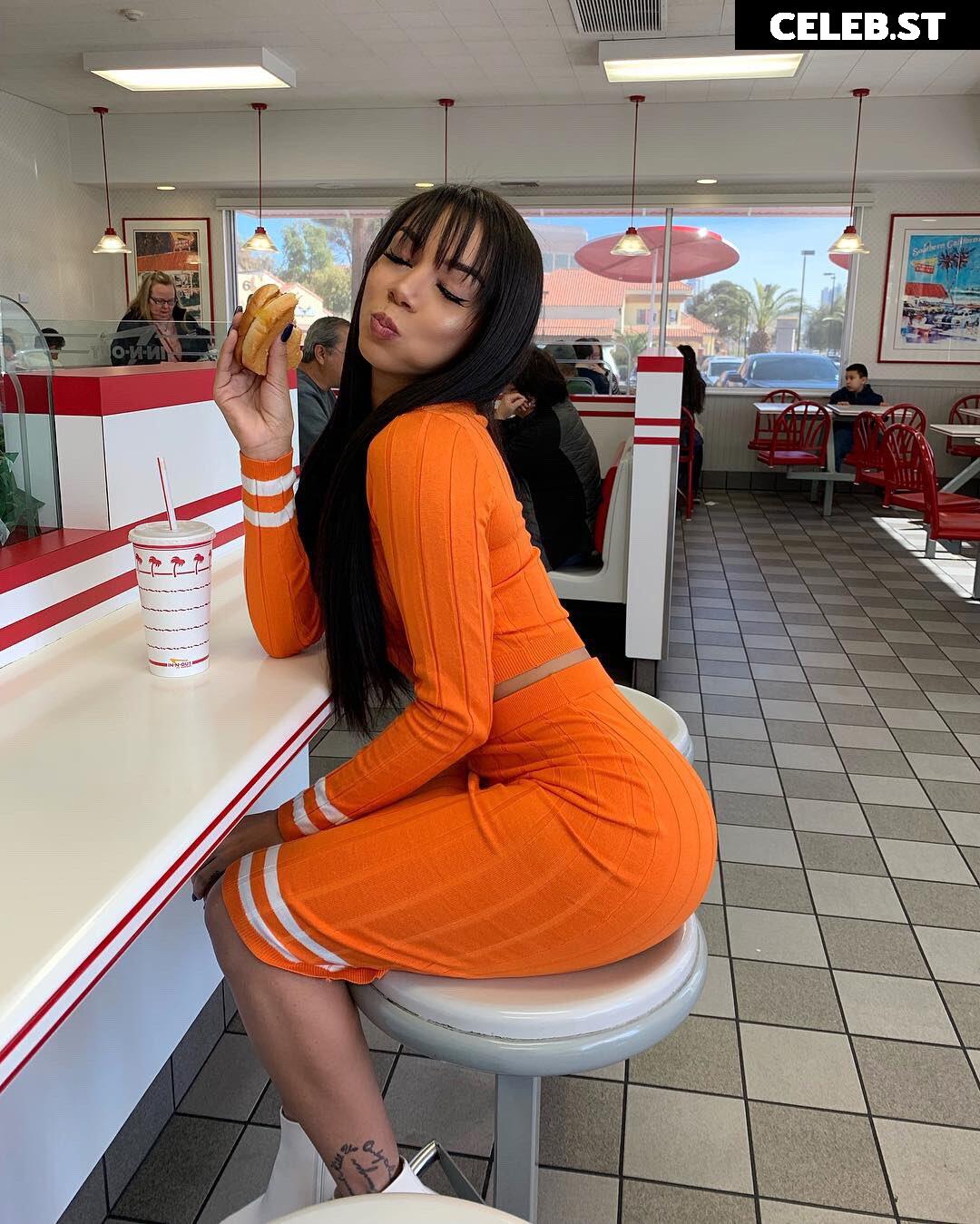 Brittany Renner Image 12032781
