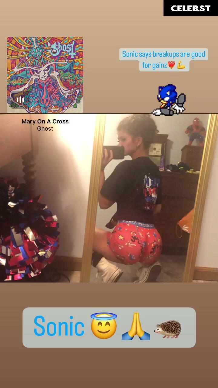 ciggybae / homeskilla_whitnit / Zendaya lookalike Image 12004736