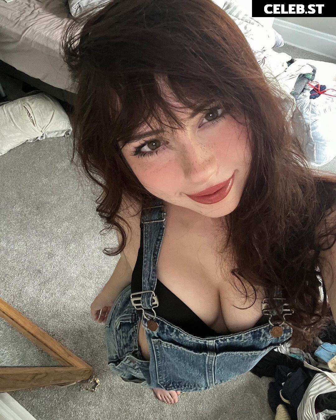 Liv @littlelivbug Image 12004059