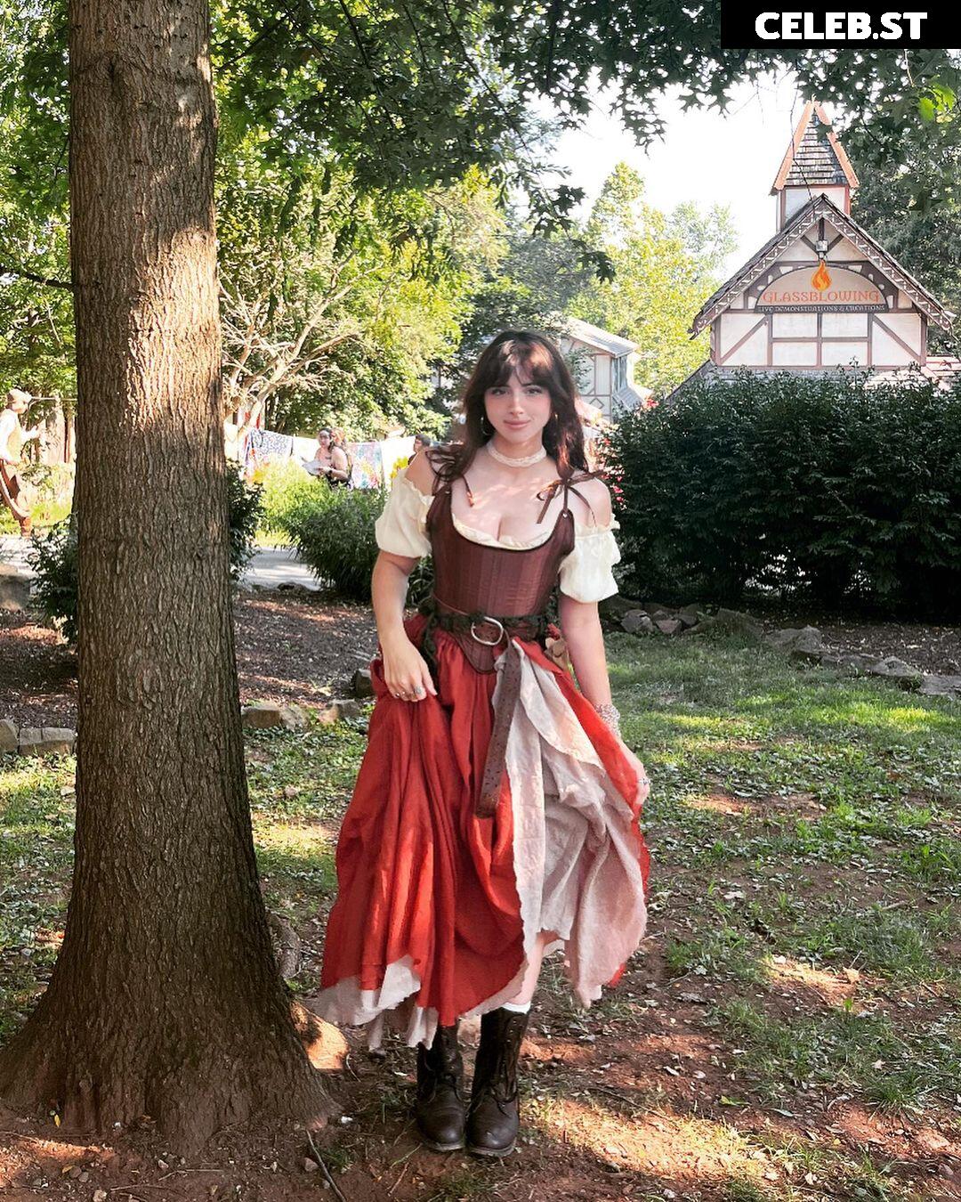 Liv @littlelivbug Image 12004070