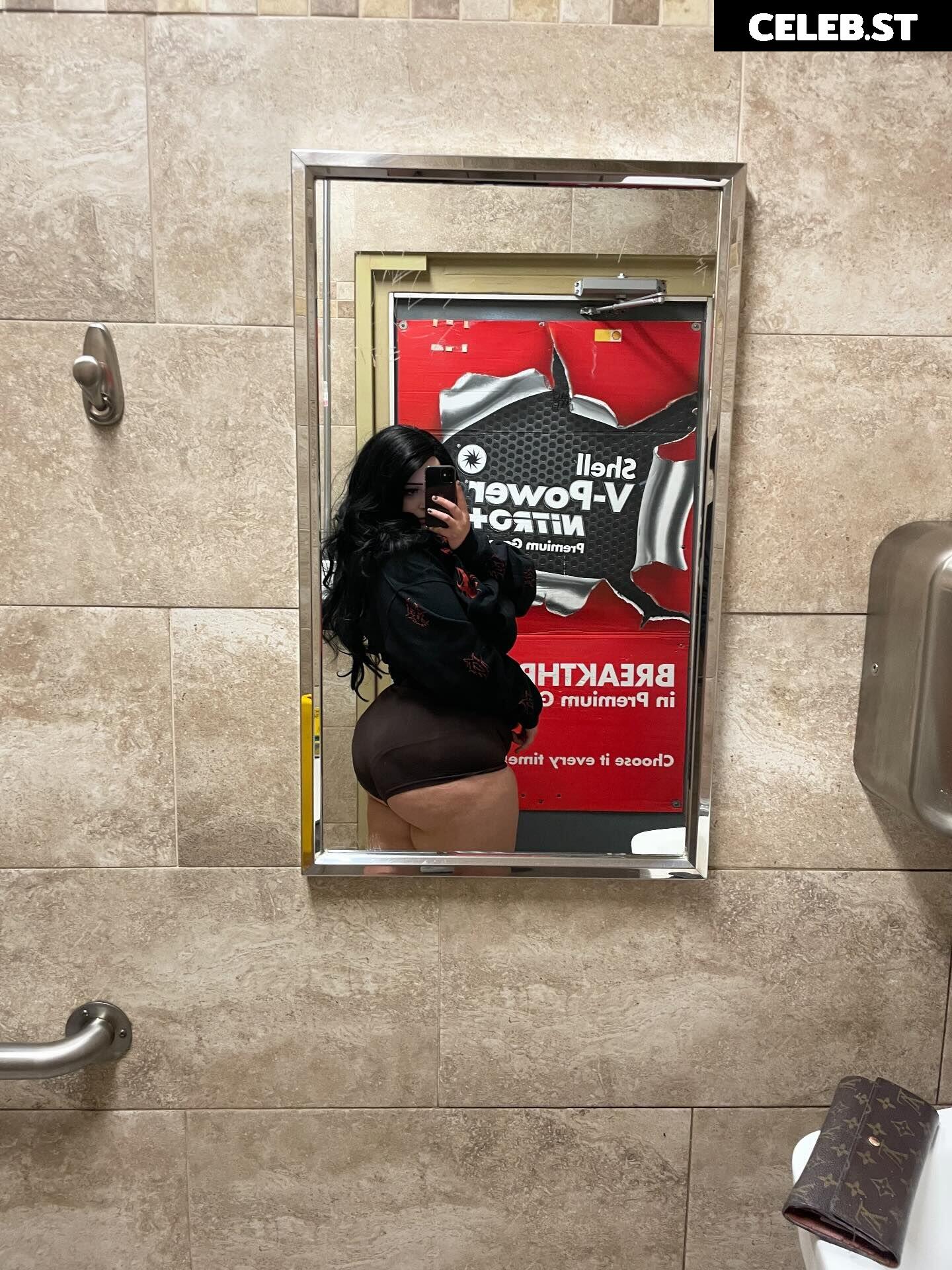 Trin - xlinkinxparkx // _goths_4_linkinpark // trinlovesxyou Image 12007710