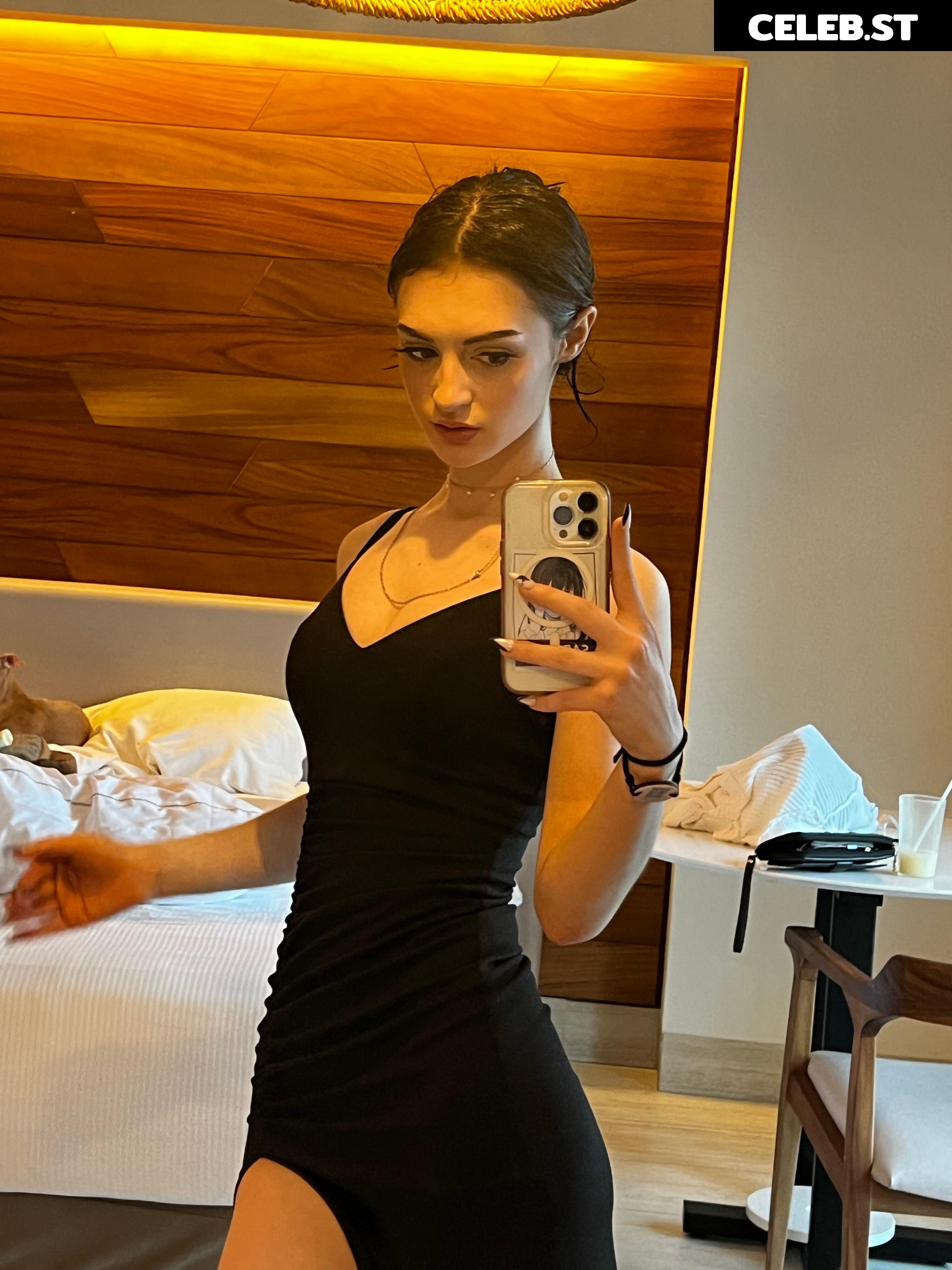 1Kyle8 Image 12007323