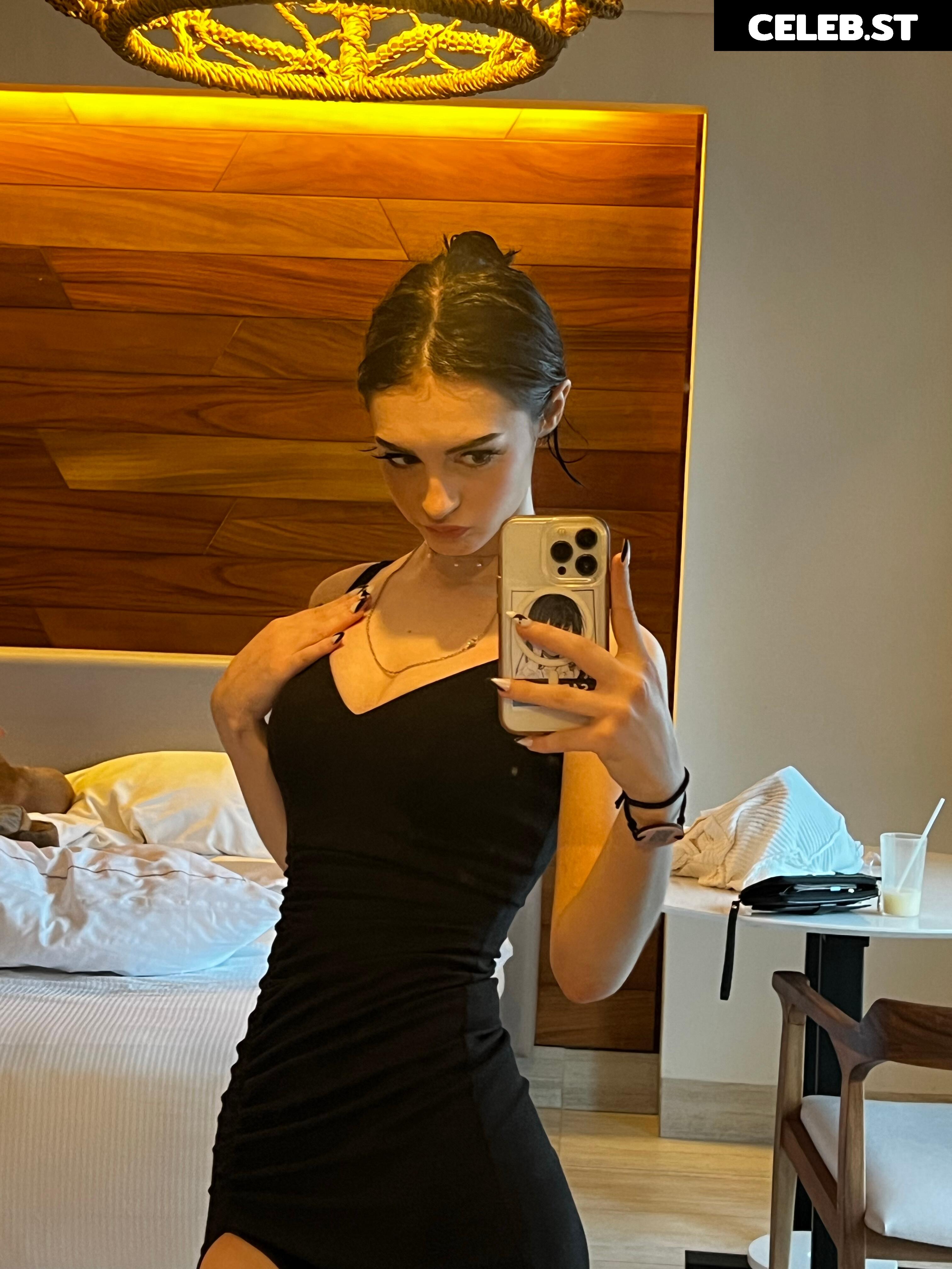 1Kyle8 Image 12007306