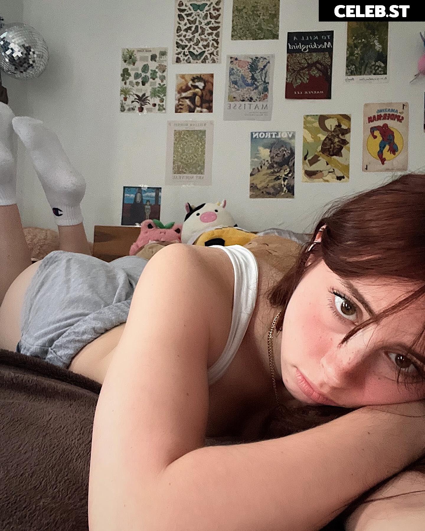 Liv @littlelivbug Image 12003961