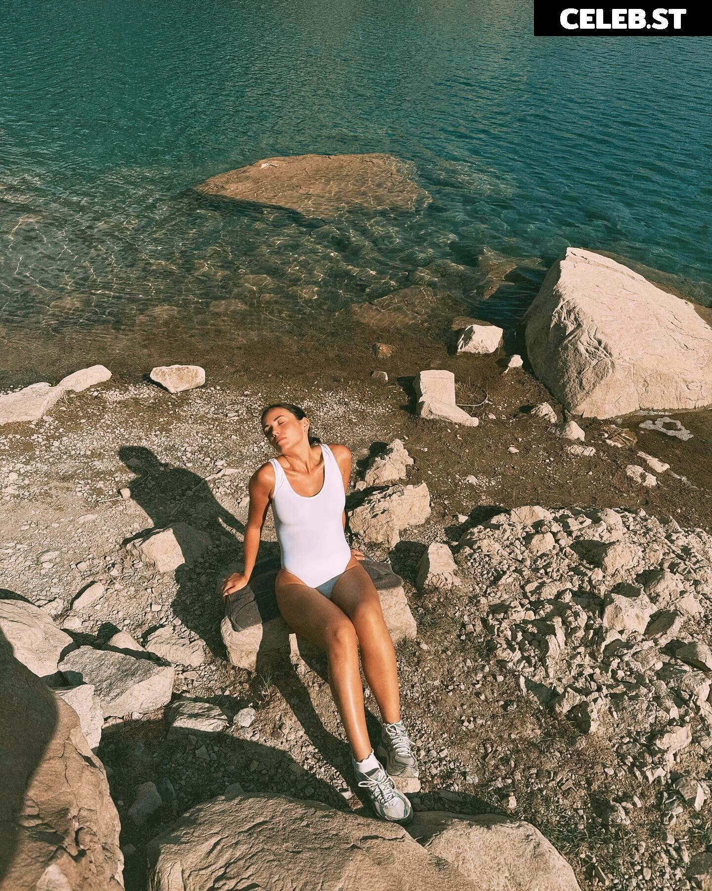 Agathe Auproux Image 12002845