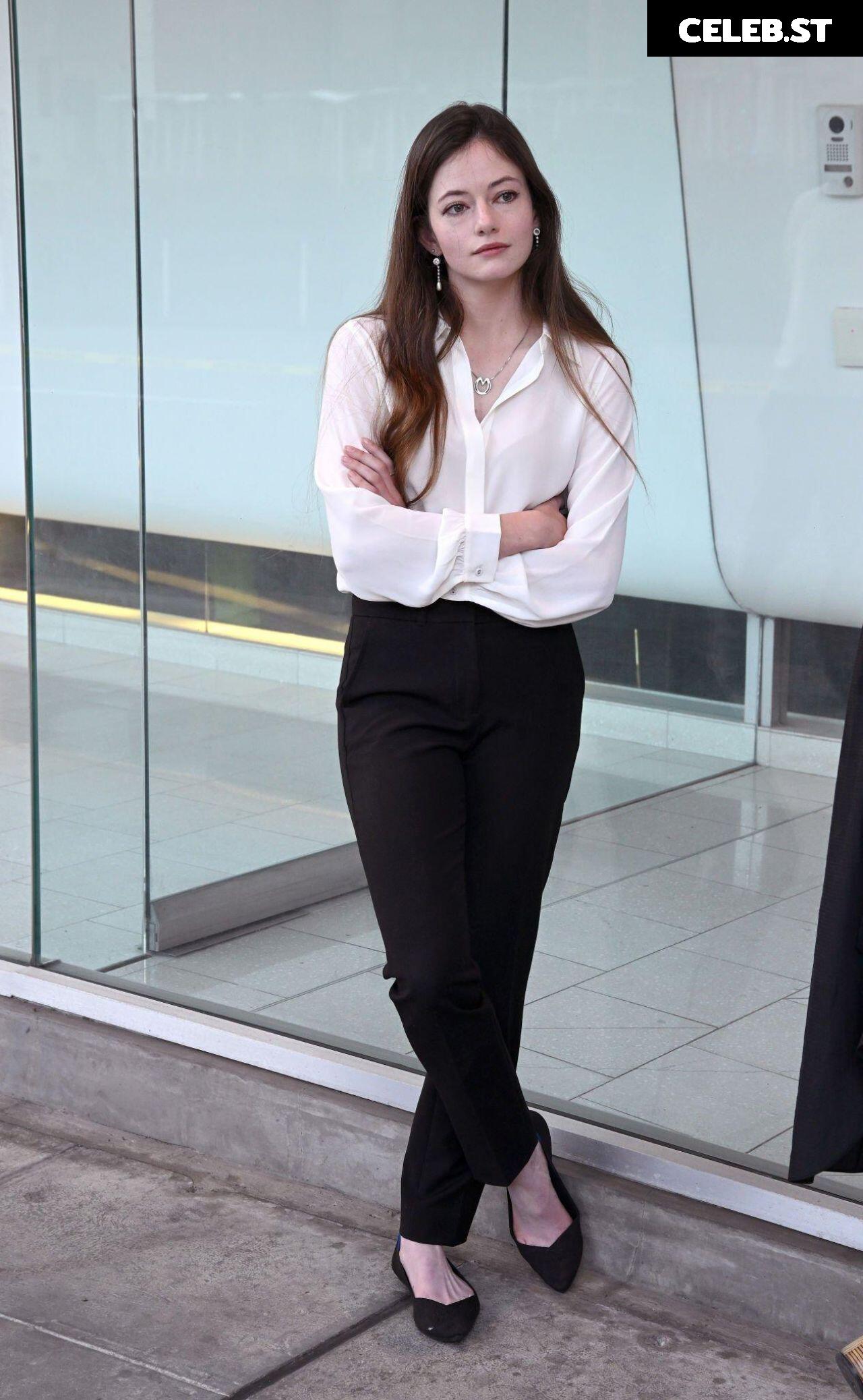 Mackenzie Foy Image 12002298