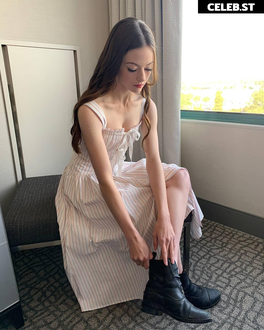 Mackenzie Foy Image 12002285