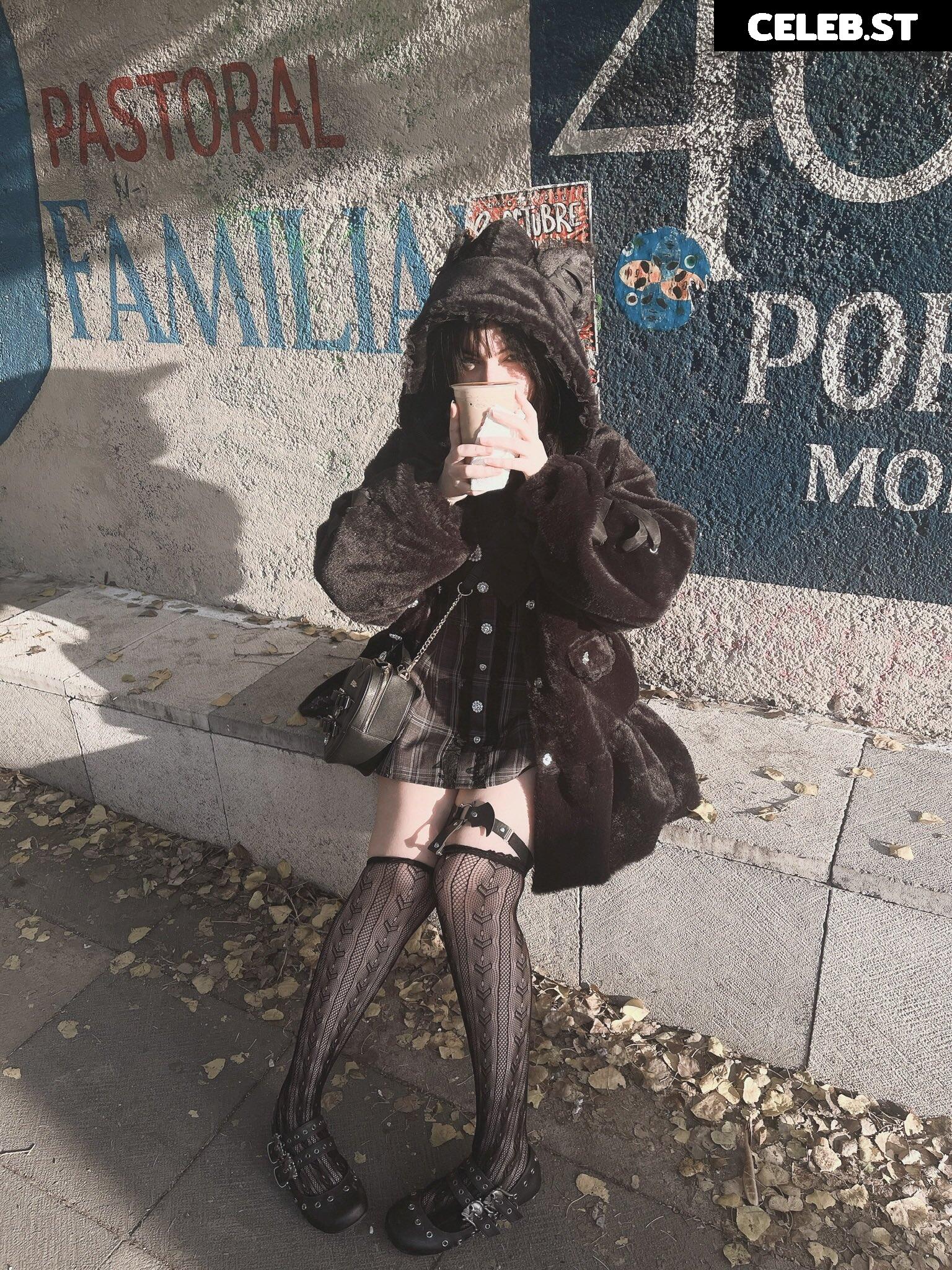 Poniko666 Image 12009904