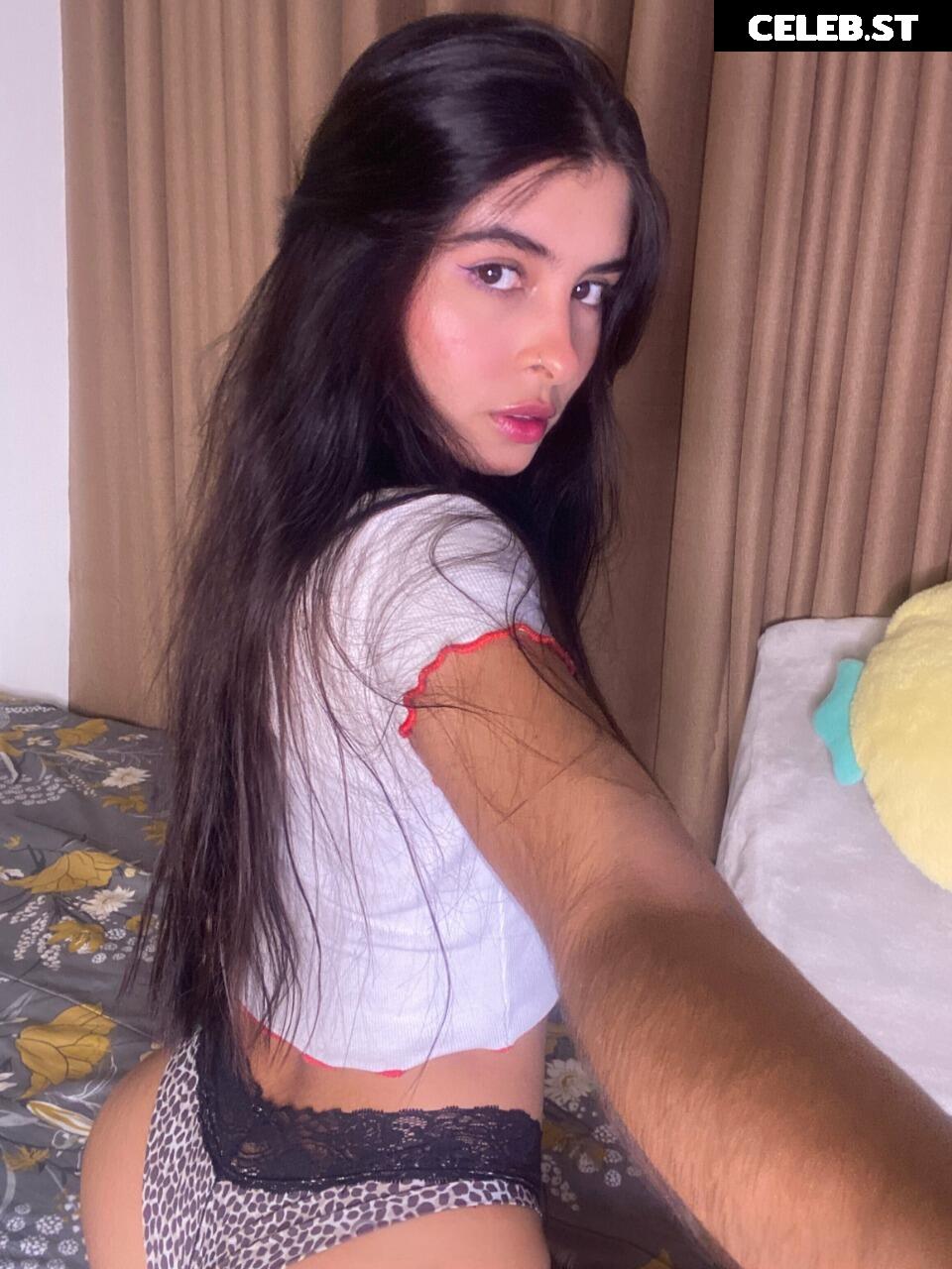Juli | JulianaMichele Image 12096118