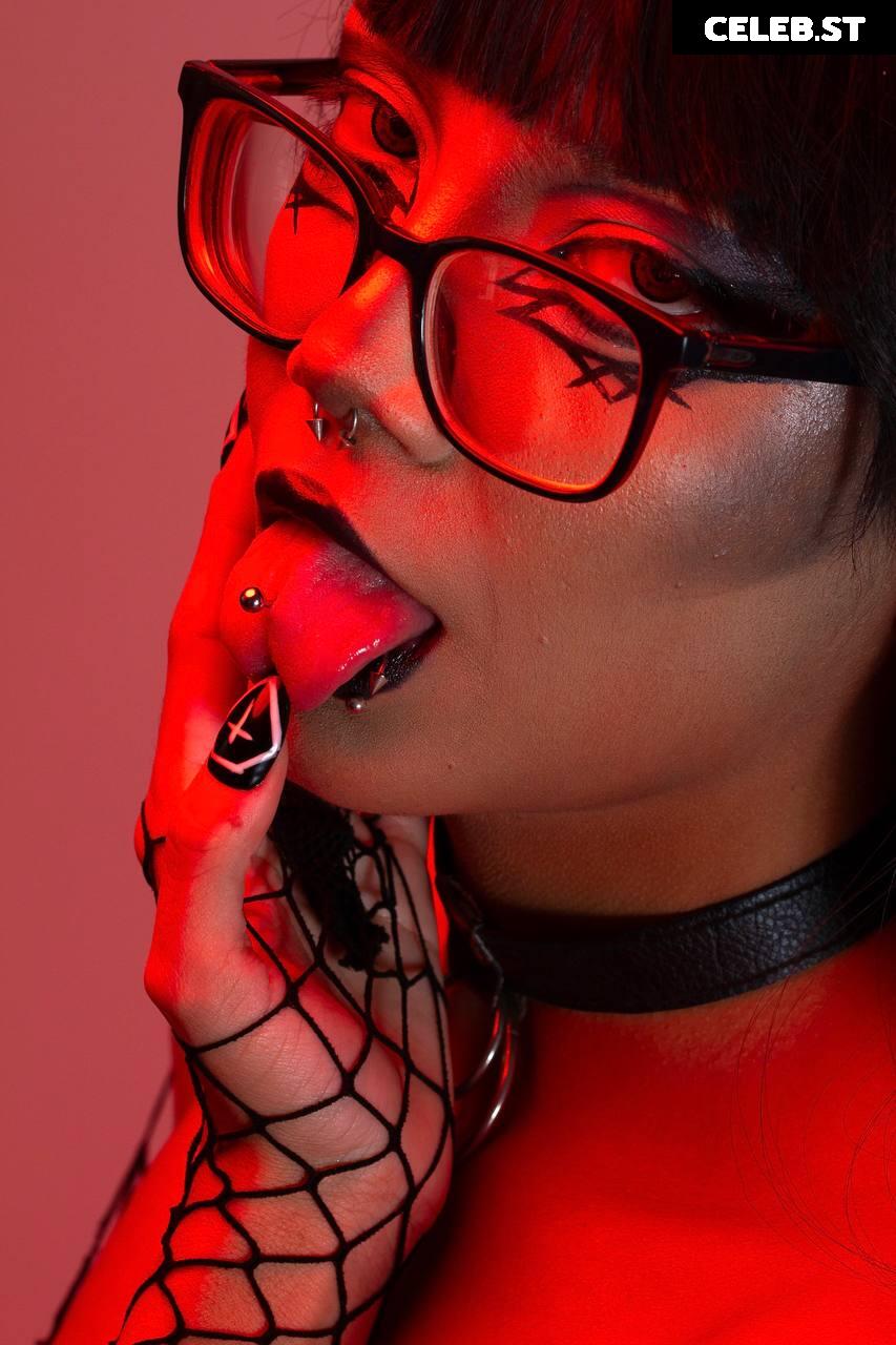 Liligoth  | lili1604 Image 12091382