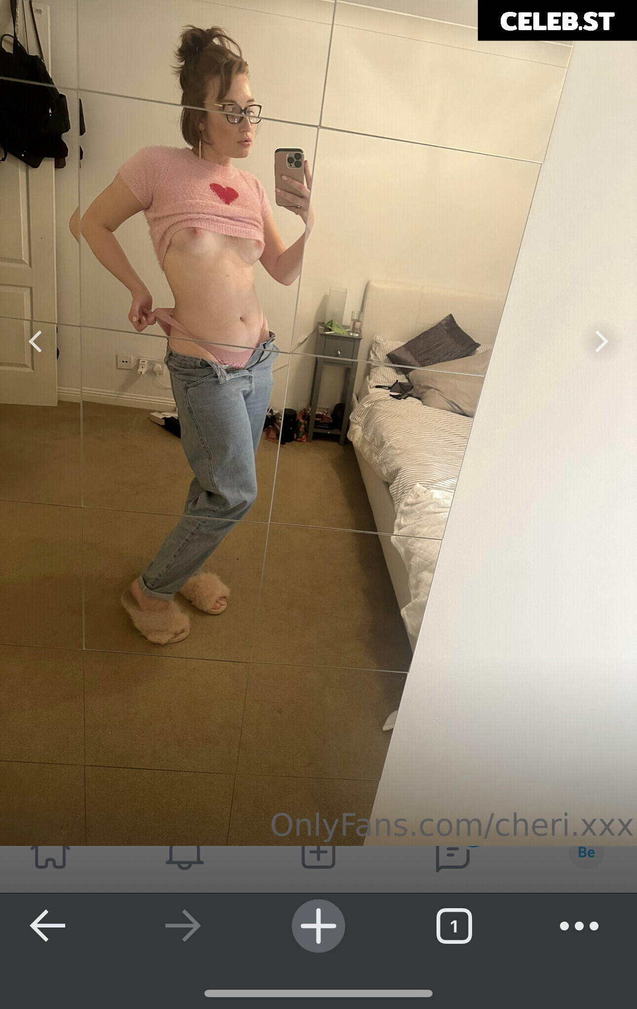 Cheri XO / Cherish Clague / “Pillow Cube Girl” Image 12090373