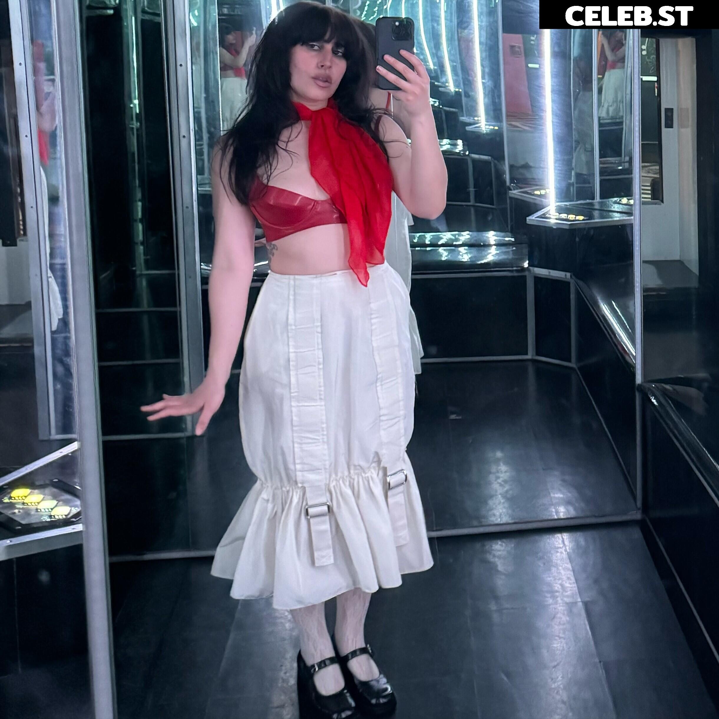 Marisa Dabice | Missy from Mannequin Pussy Image 12093122