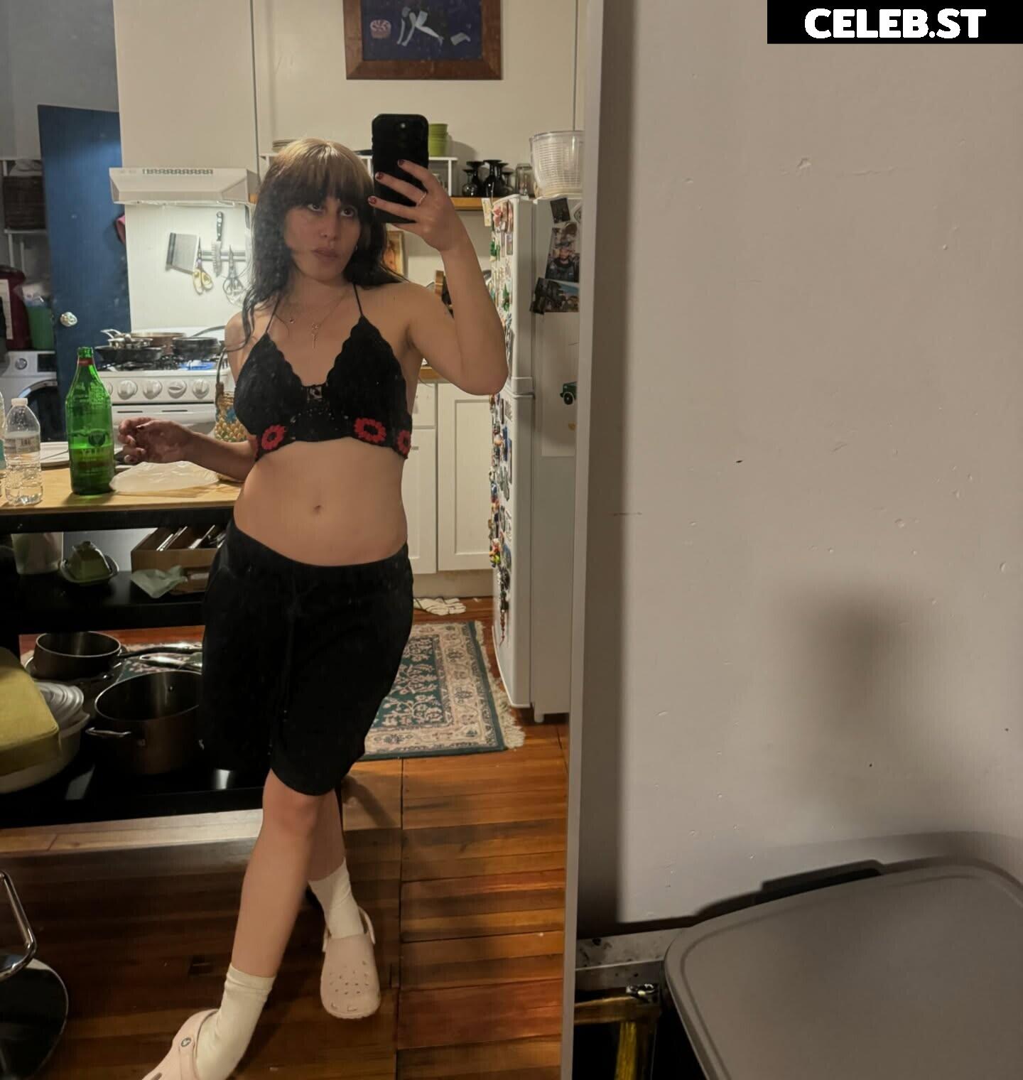 Marisa Dabice | Missy from Mannequin Pussy Image 12093116