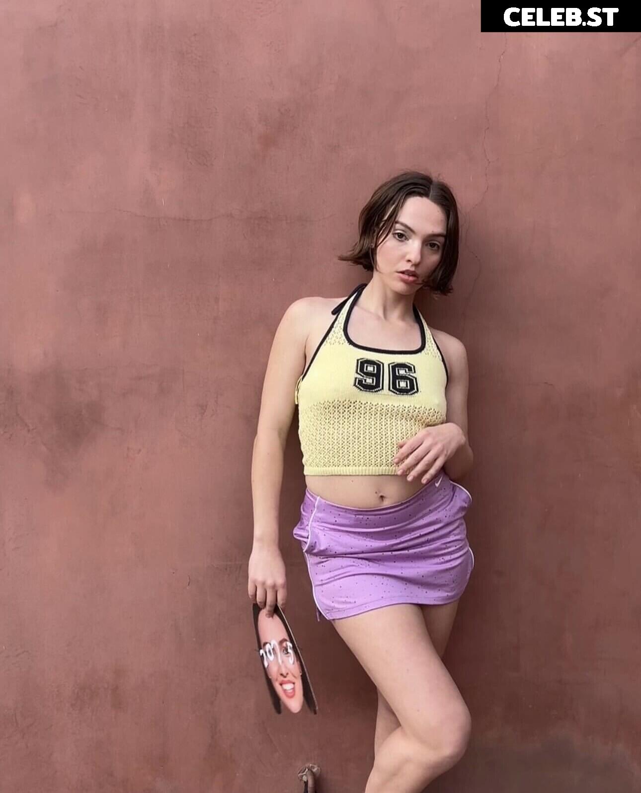 Addie Weyrich | addieyomind Image 12093083