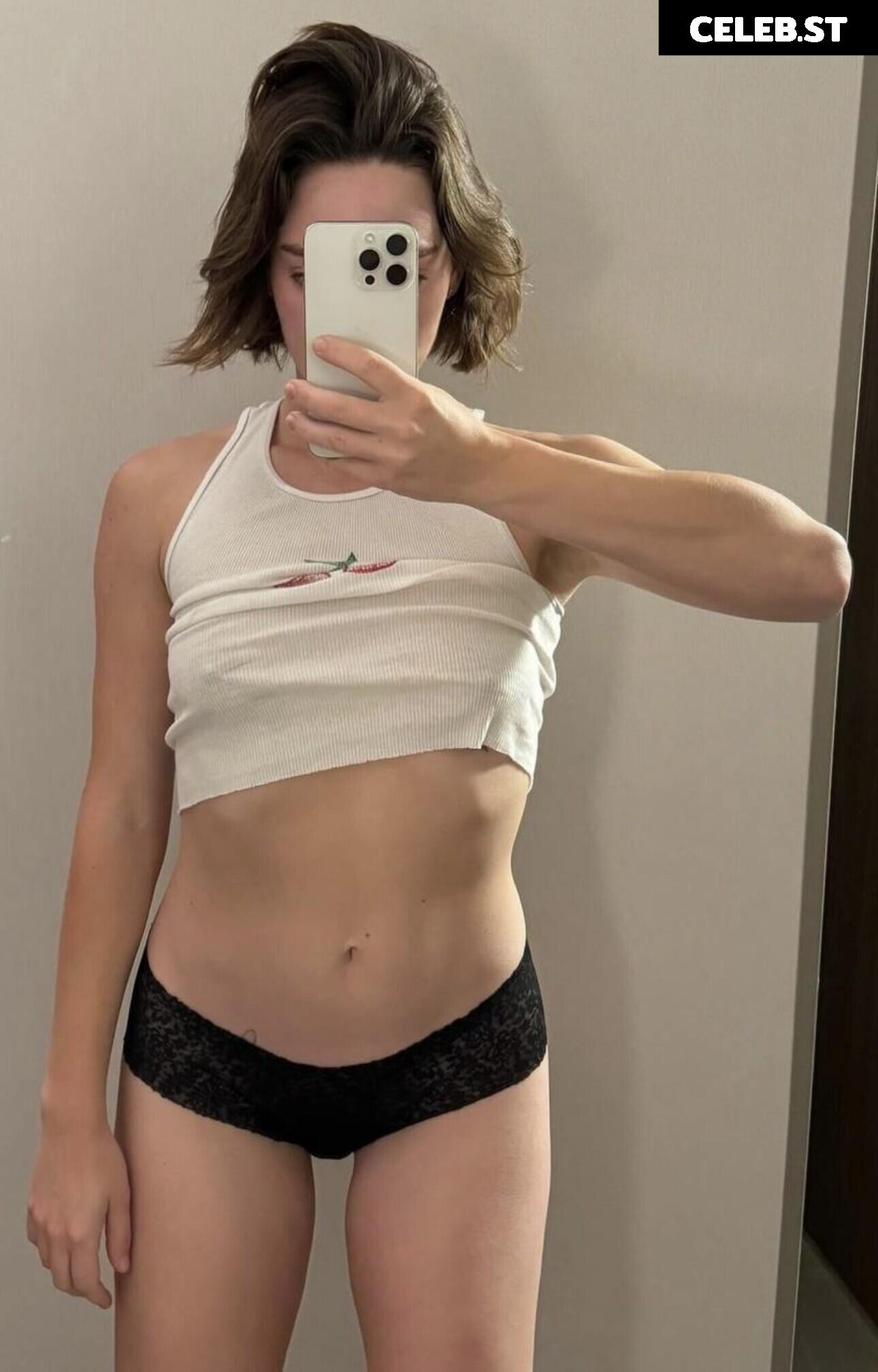 Addie Weyrich | addieyomind Image 12093079