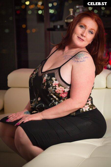 Avalon Drake | Lisa DeVyne Image 12088361