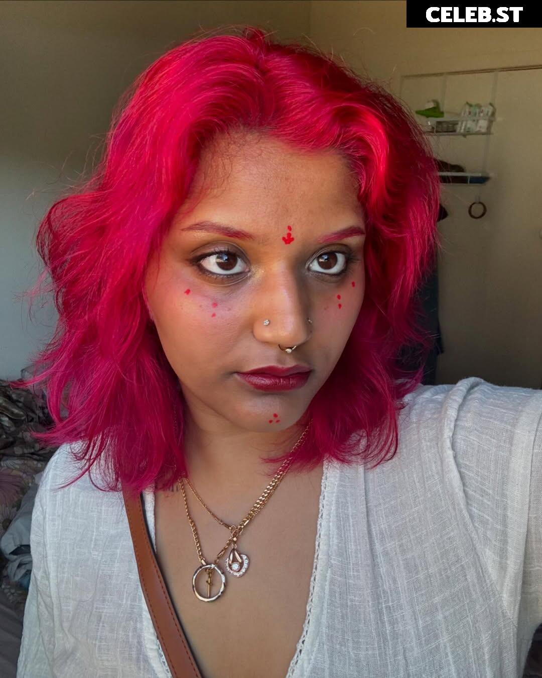 Jhanavi Kissumirri | Lakshmiaow Image 12085059