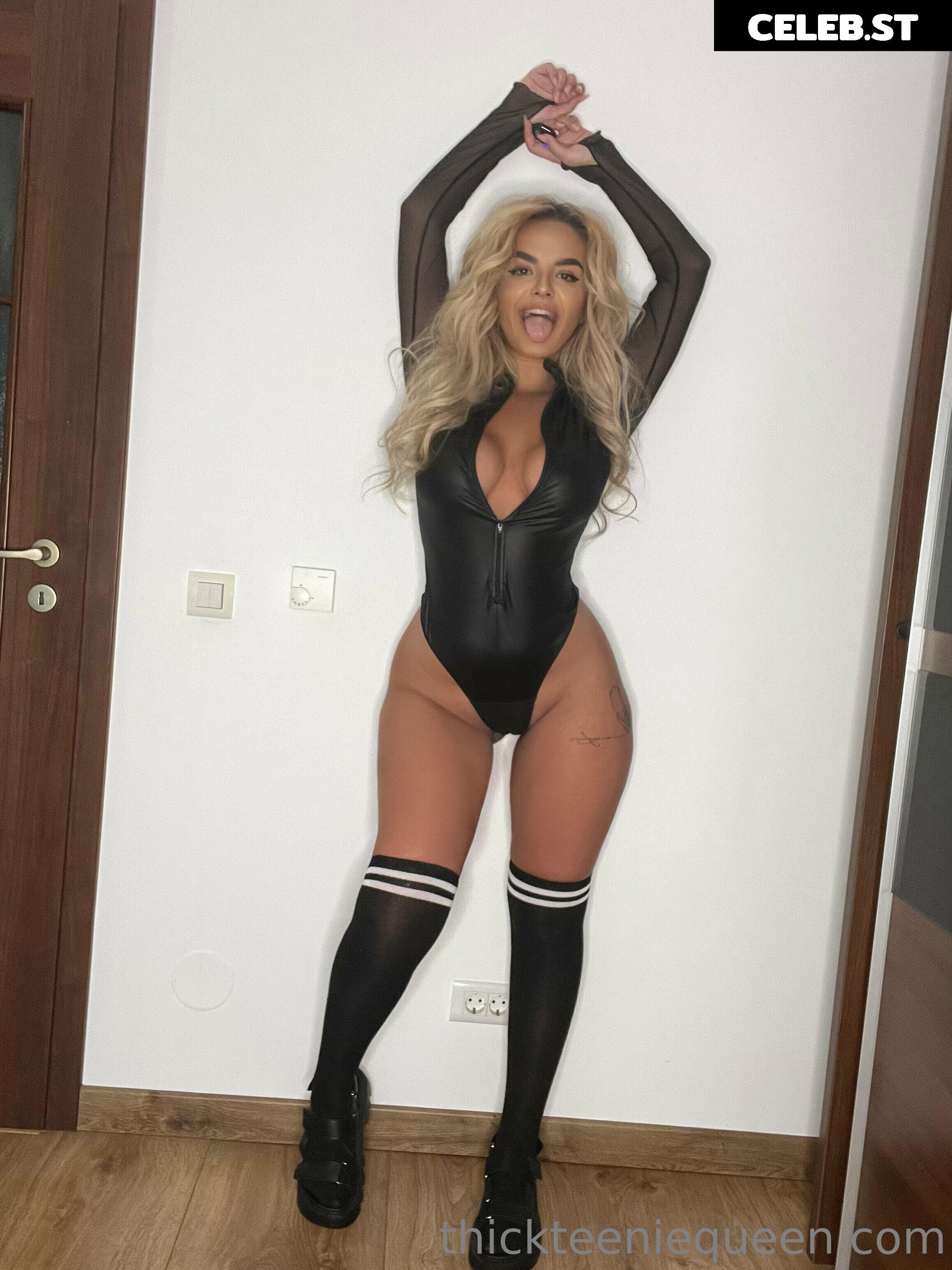 kathrineonline / kathrine / thickteeniequeen Image 12086846