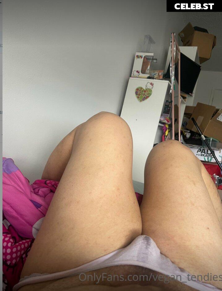 vegan_tendies and lacielettaa - trans couple Image 12081709