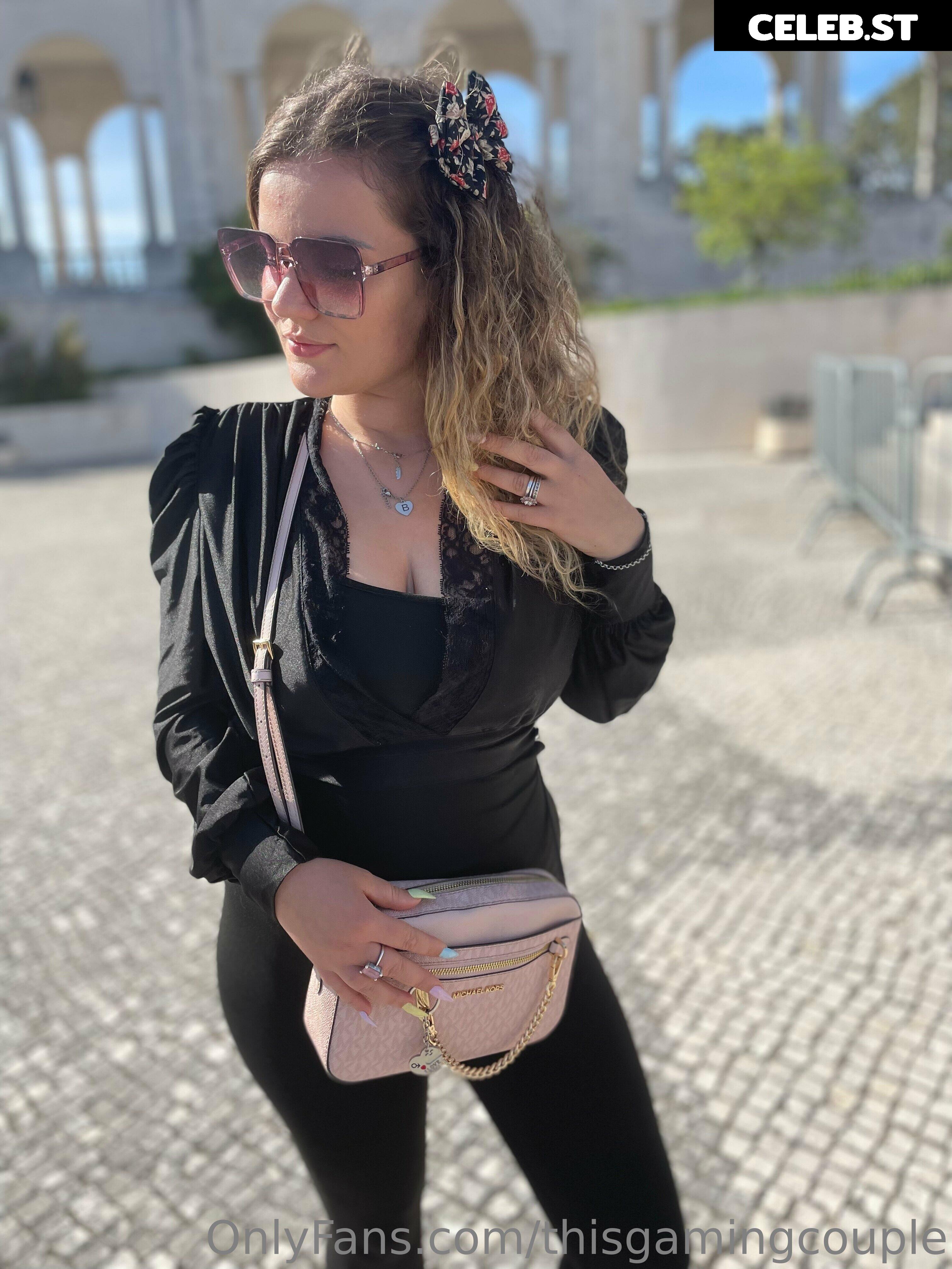 thisgamingcouple / gamingcouplee Image 12081212